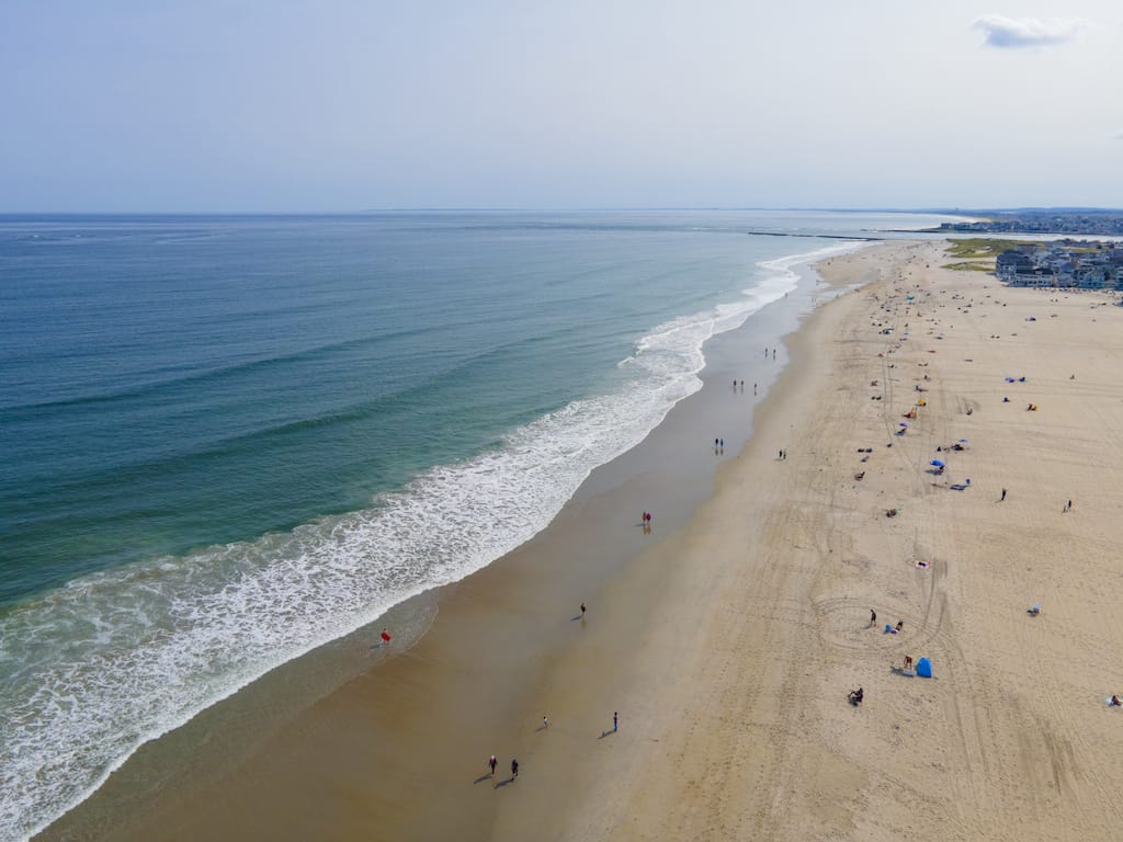 1024x768 Classic New England Beach Vacations You'll Want to Return to Every Summer