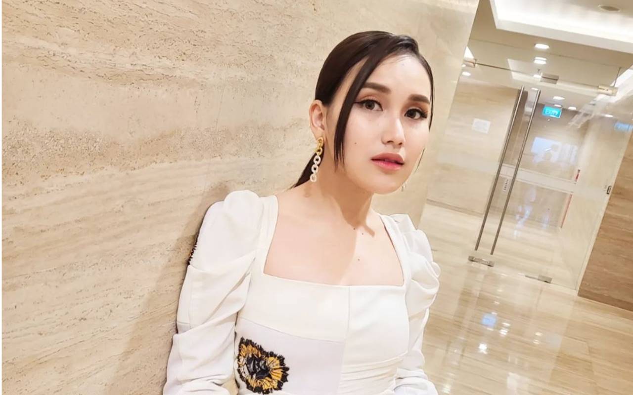 1280x800 Bentuk Badan Ayu Ting Ting Saat Joget Jadi Sorotan, Disebut Makin Langsing Bak ABG