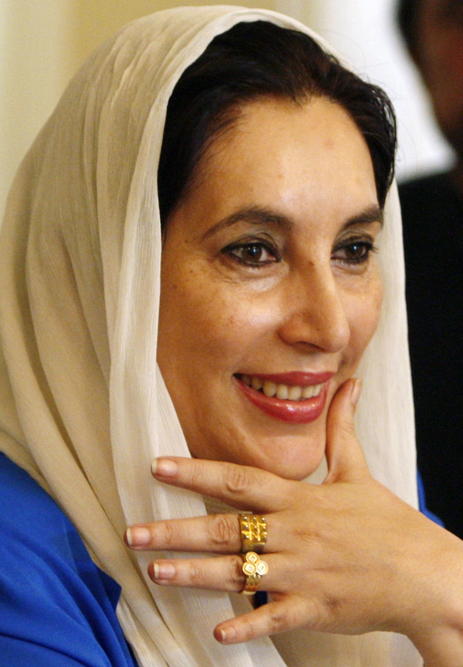 1527x2200 Benazir Bhutto Wallpaper