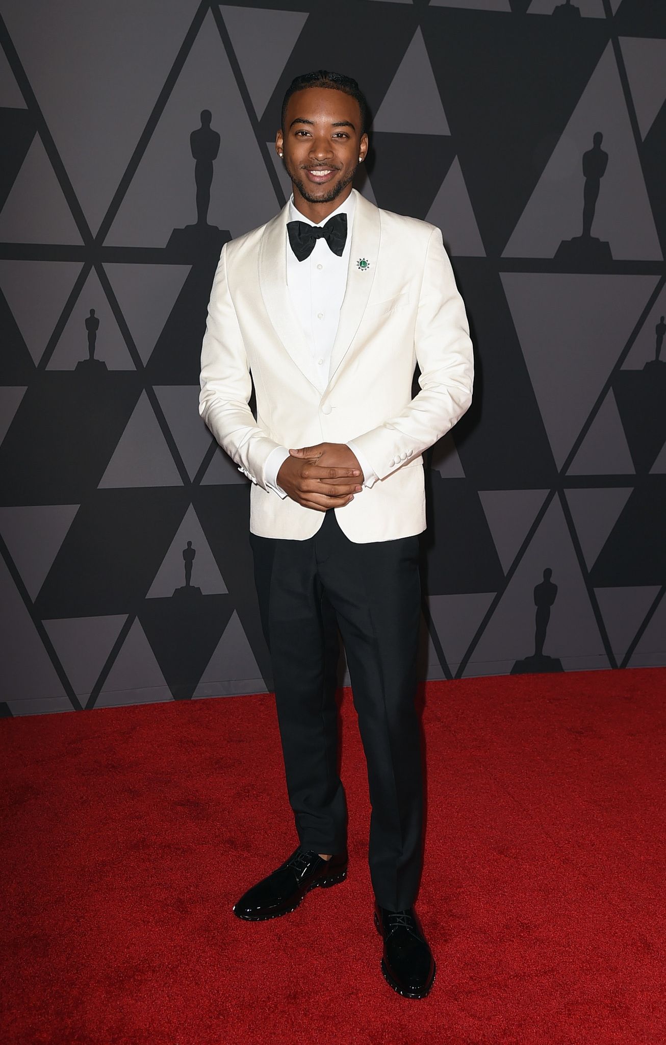 1306x2048 Algee Smith