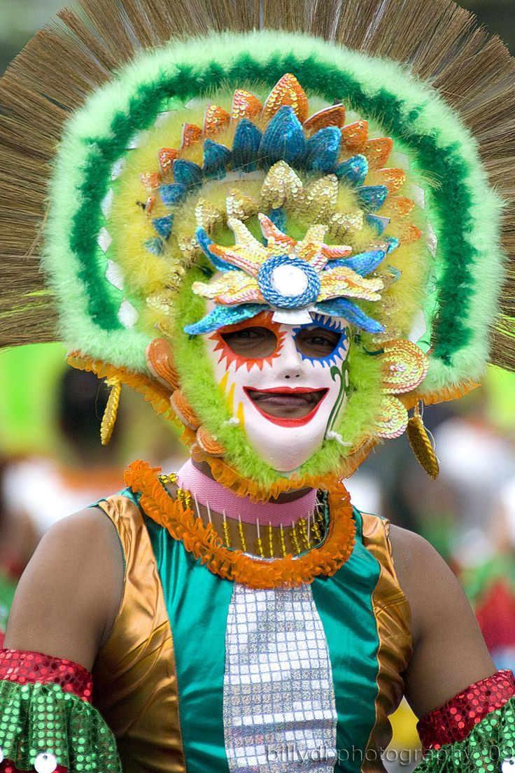736x1104 Masskara 2009 8
