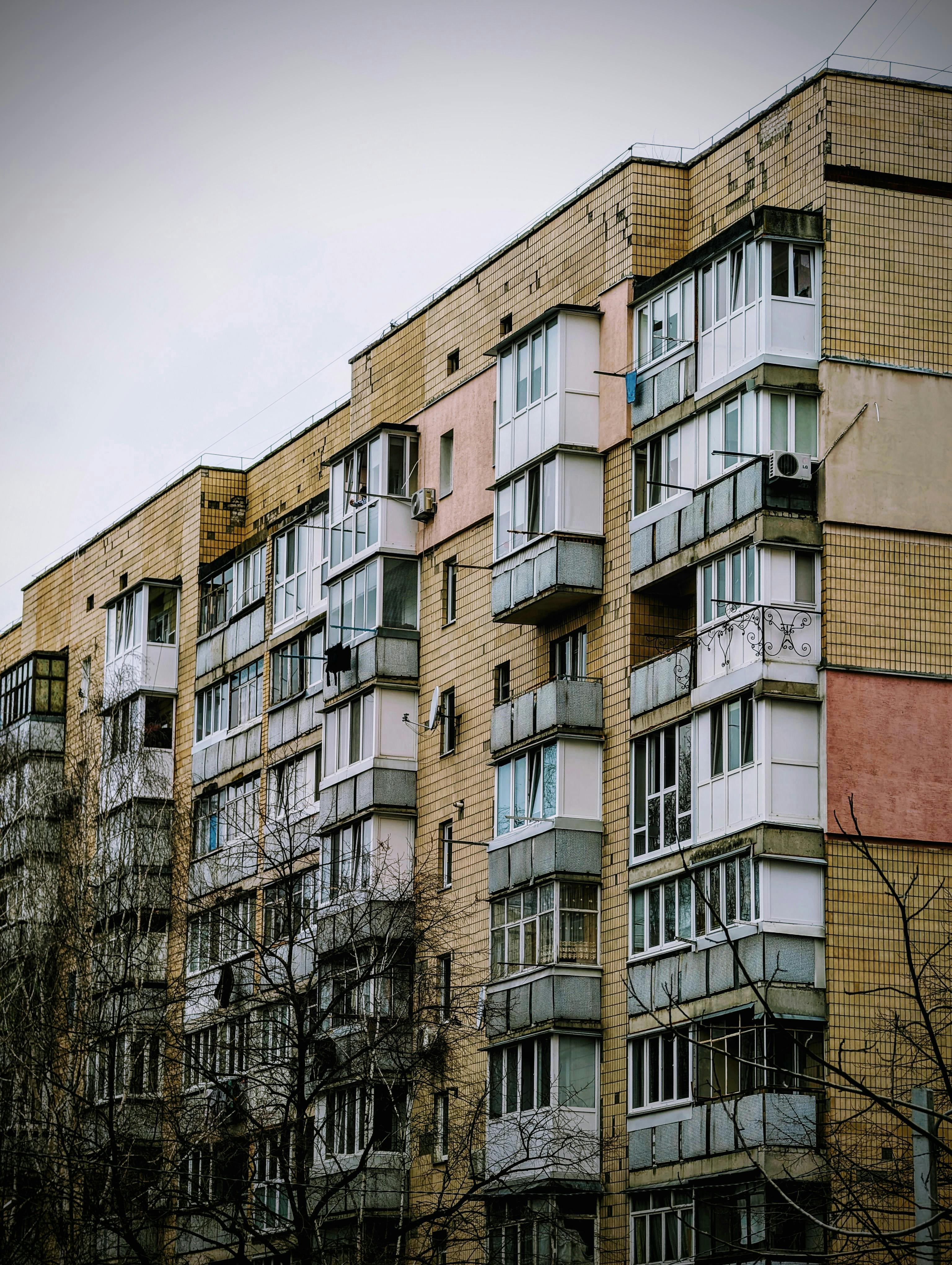 3072x4080 Soviet Era Apartment Building In Zhytomyr · Free