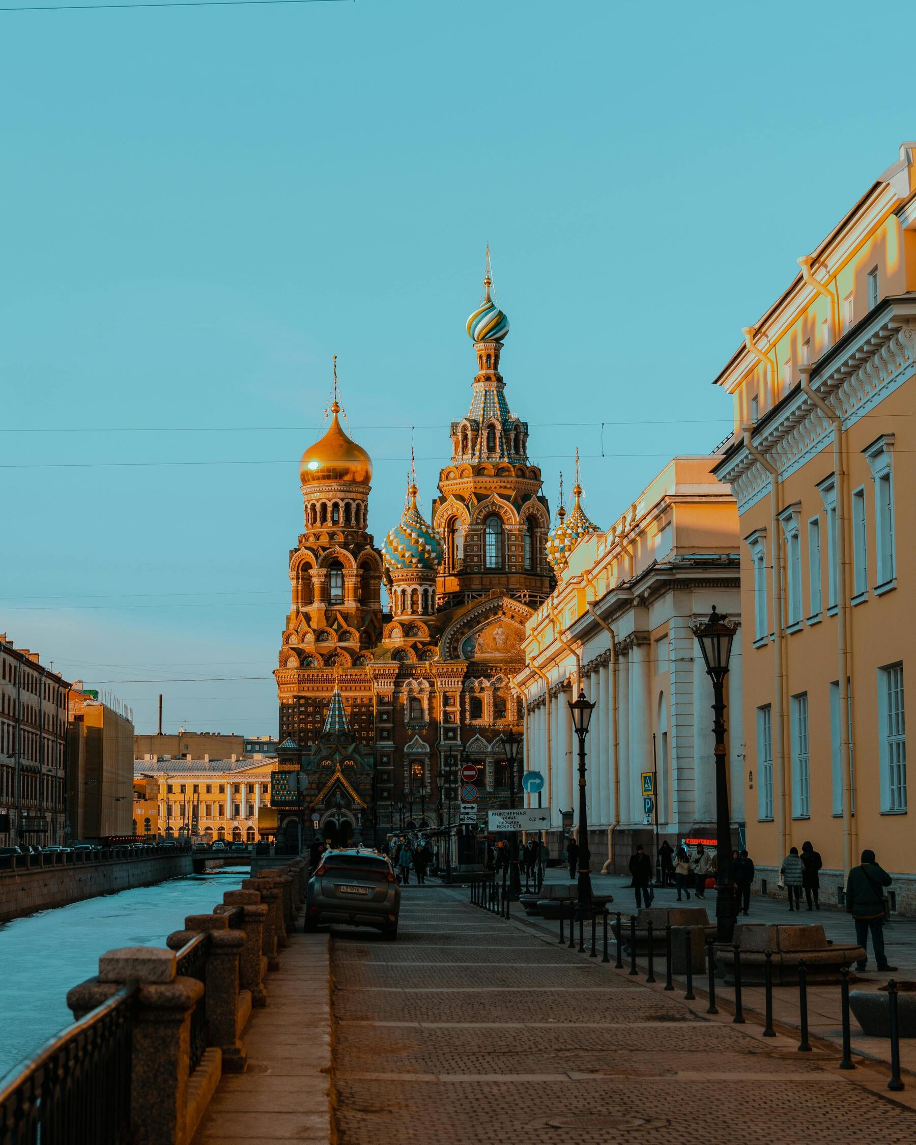 1800x2250 Most Popular Palace Saint Petersburg Russia Wallpaper