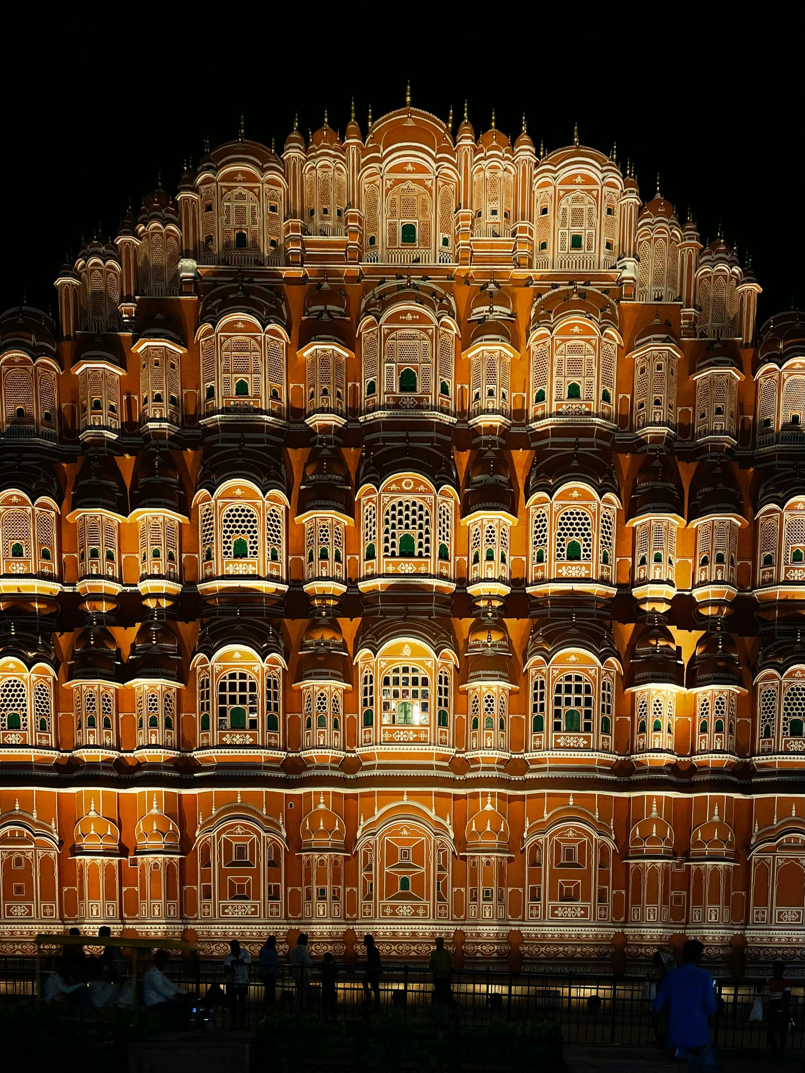 2581x3441 Photo of The Hawa Mahal City Palace in Jaipur, India · Free