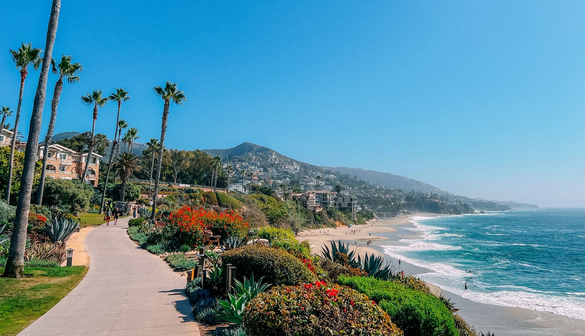 2021x1161 Charming Beach Towns to Visit in California