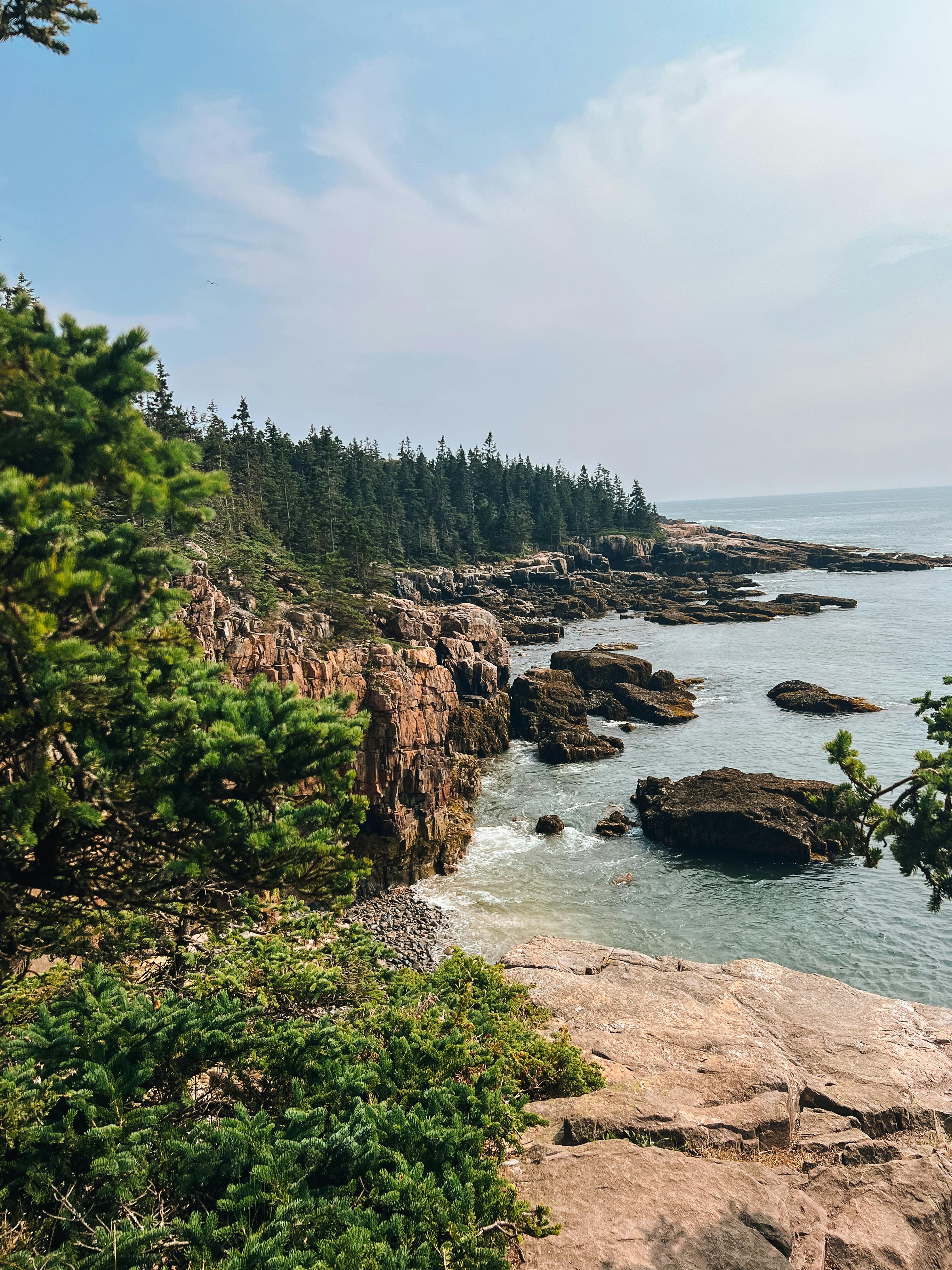 3024x4032 Scenic Cliffs of Winter Harbor, Maine Coastline · Free