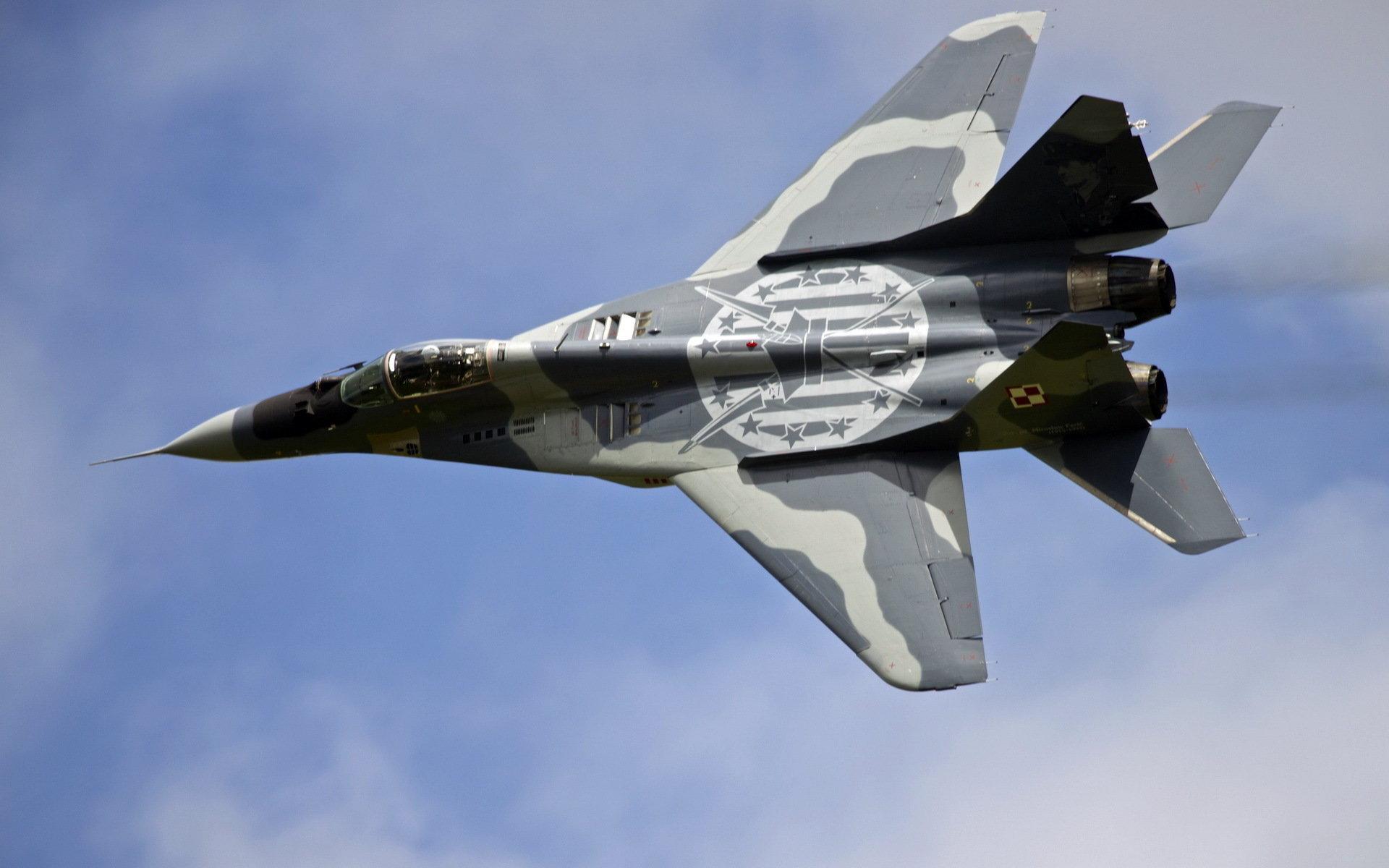 1920x1200 Awesome Mikoyan MiG 29 Free Background For HD 1920x1200