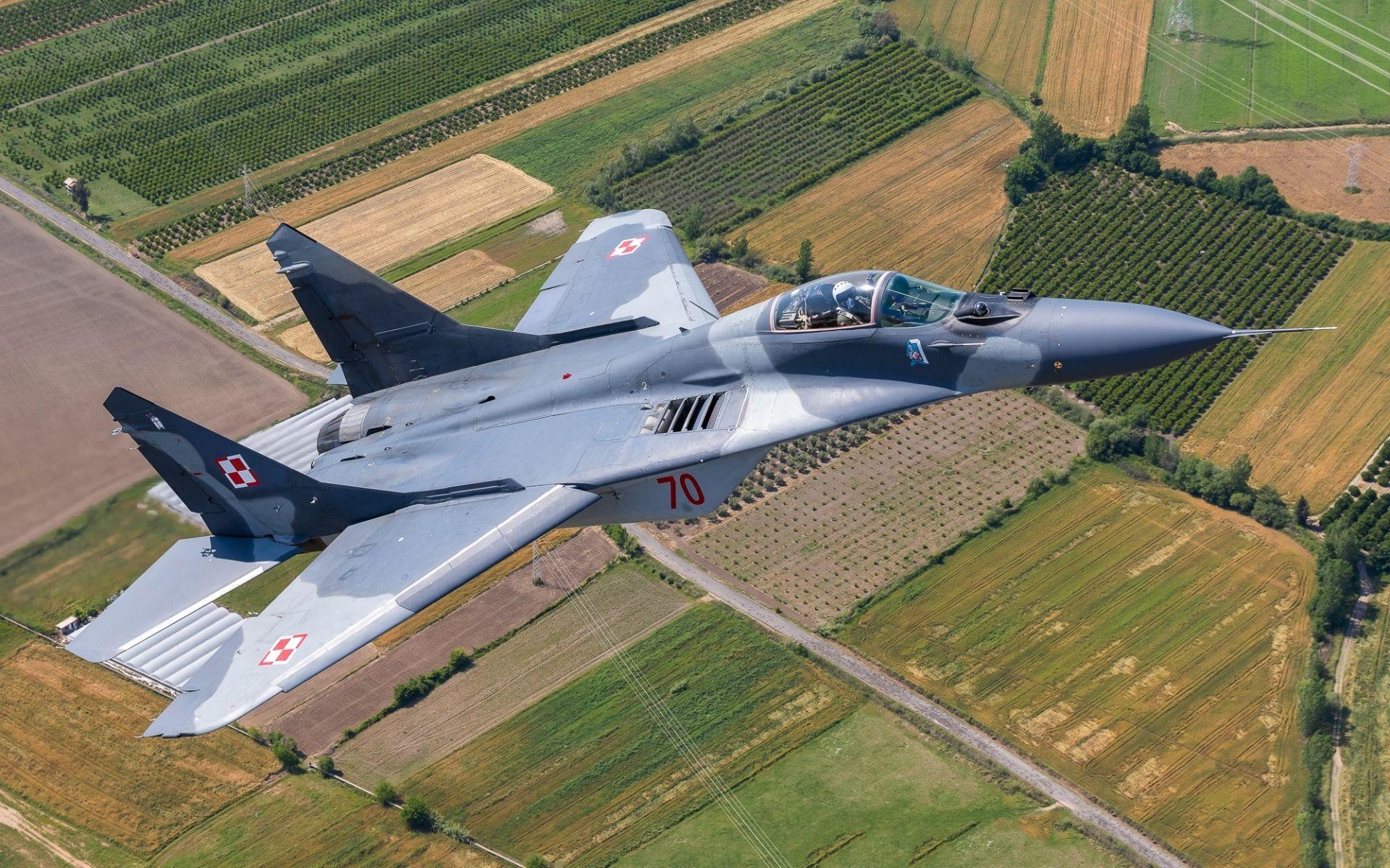 1920x1200 Wallpaper of Aircraft, Jet, Fighter, Mikoyan MiG- Warplane