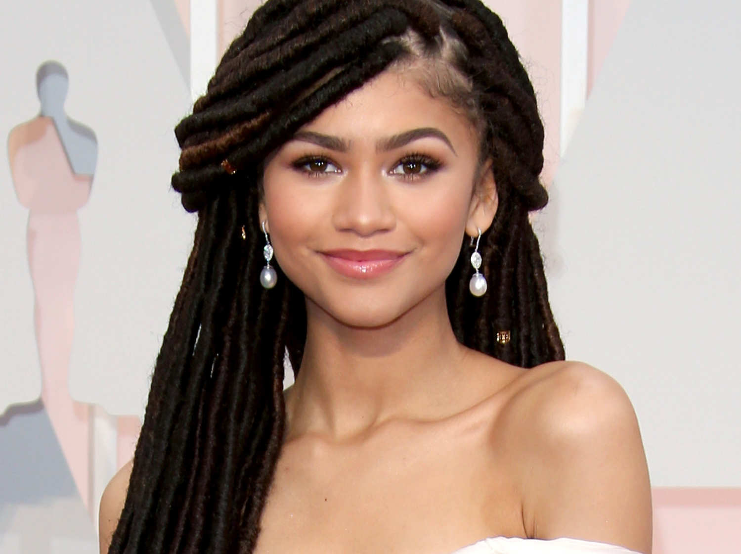1499x1120 Box Braids Wallpaper