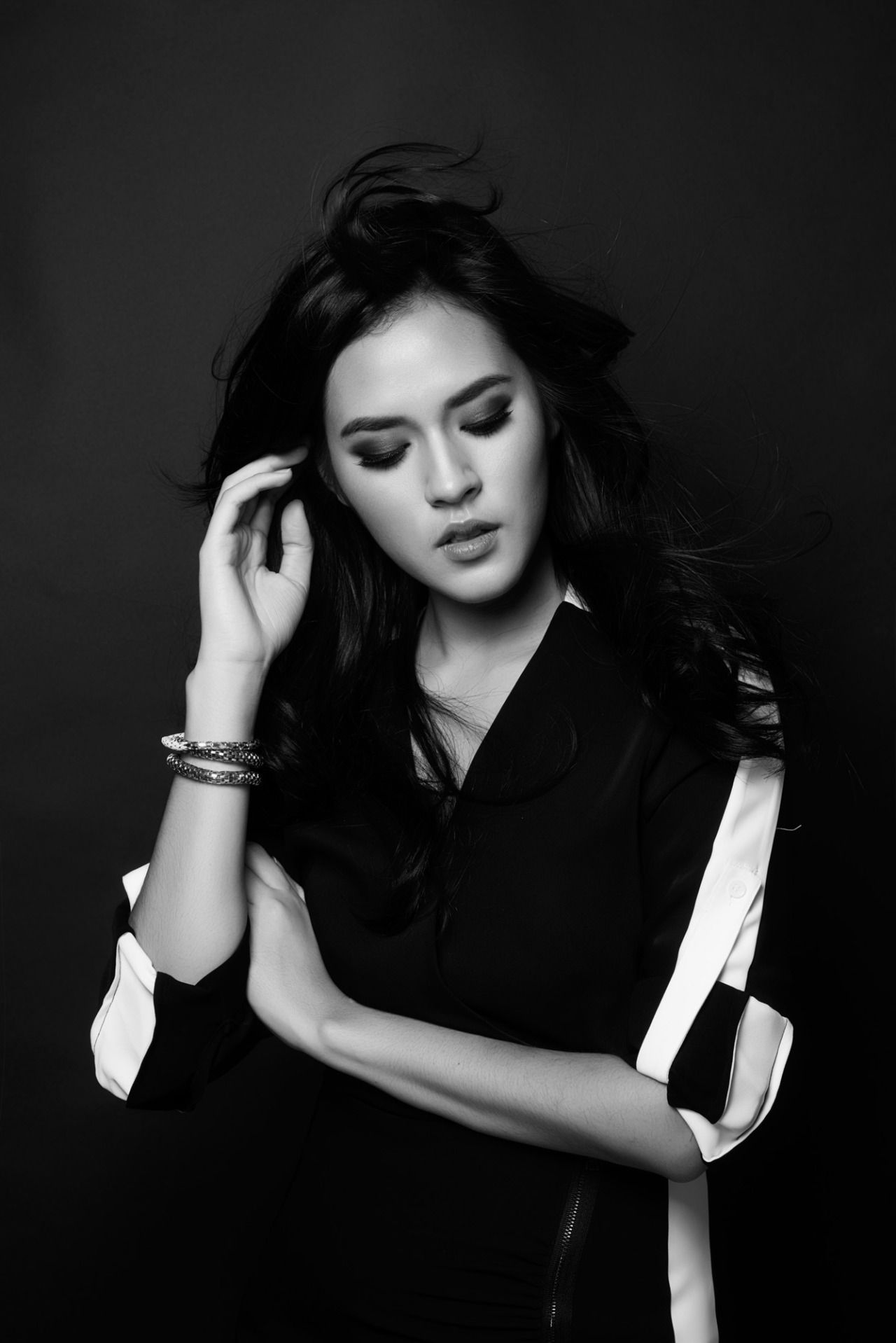 1280x1918 Raisa Concert Media Material 2015MUA : Bubah