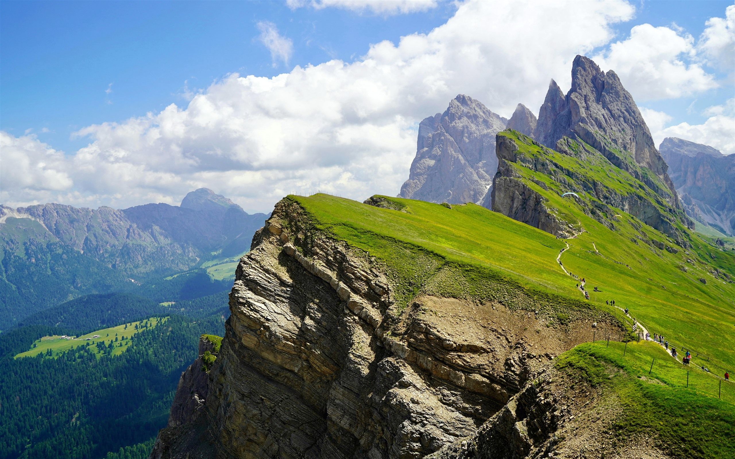 2560x1600 Mountain peak Slope Grass Seceda Dolomites Italy 5K