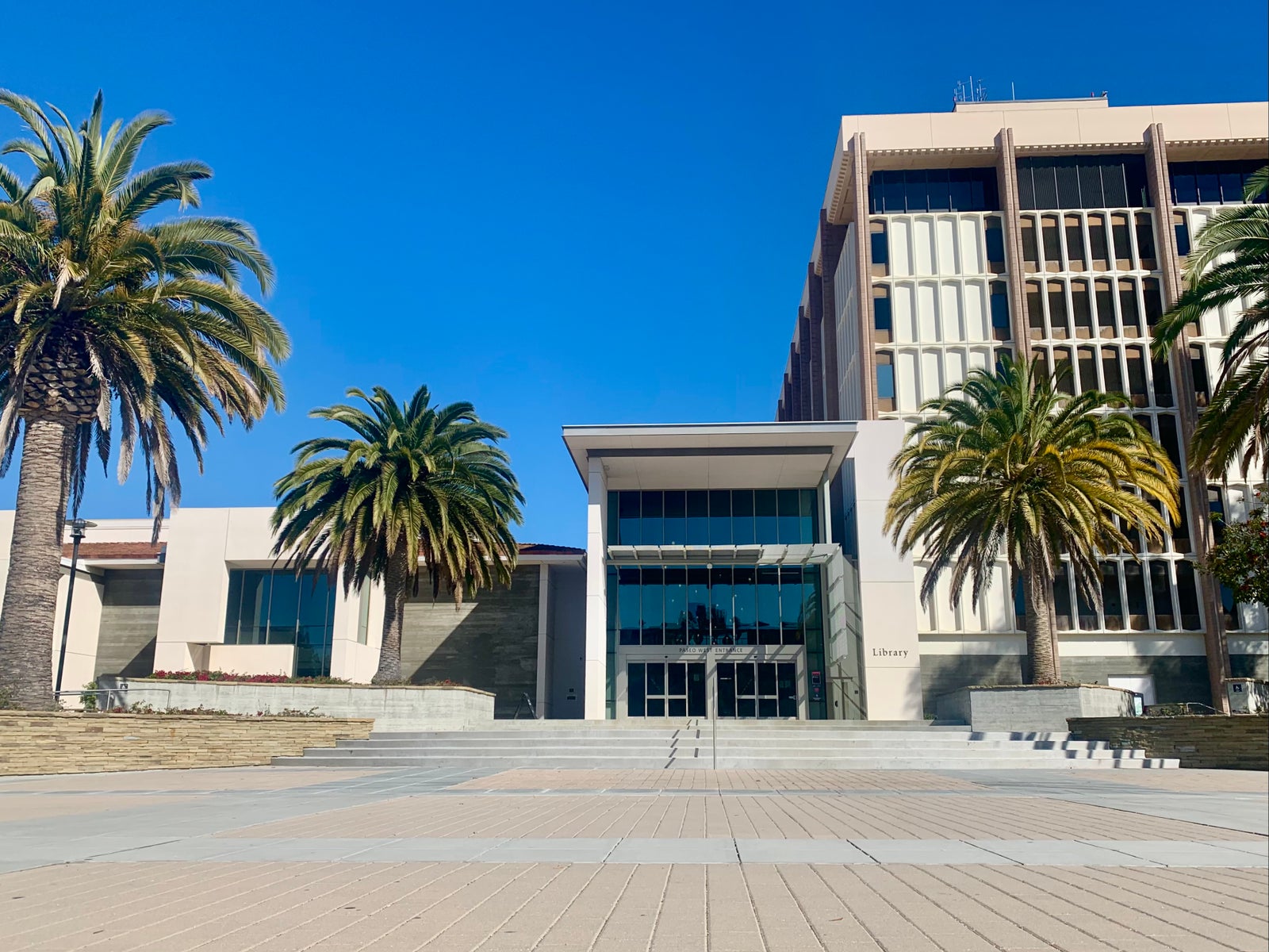 1600x1200 Why You Should Choose UCSB