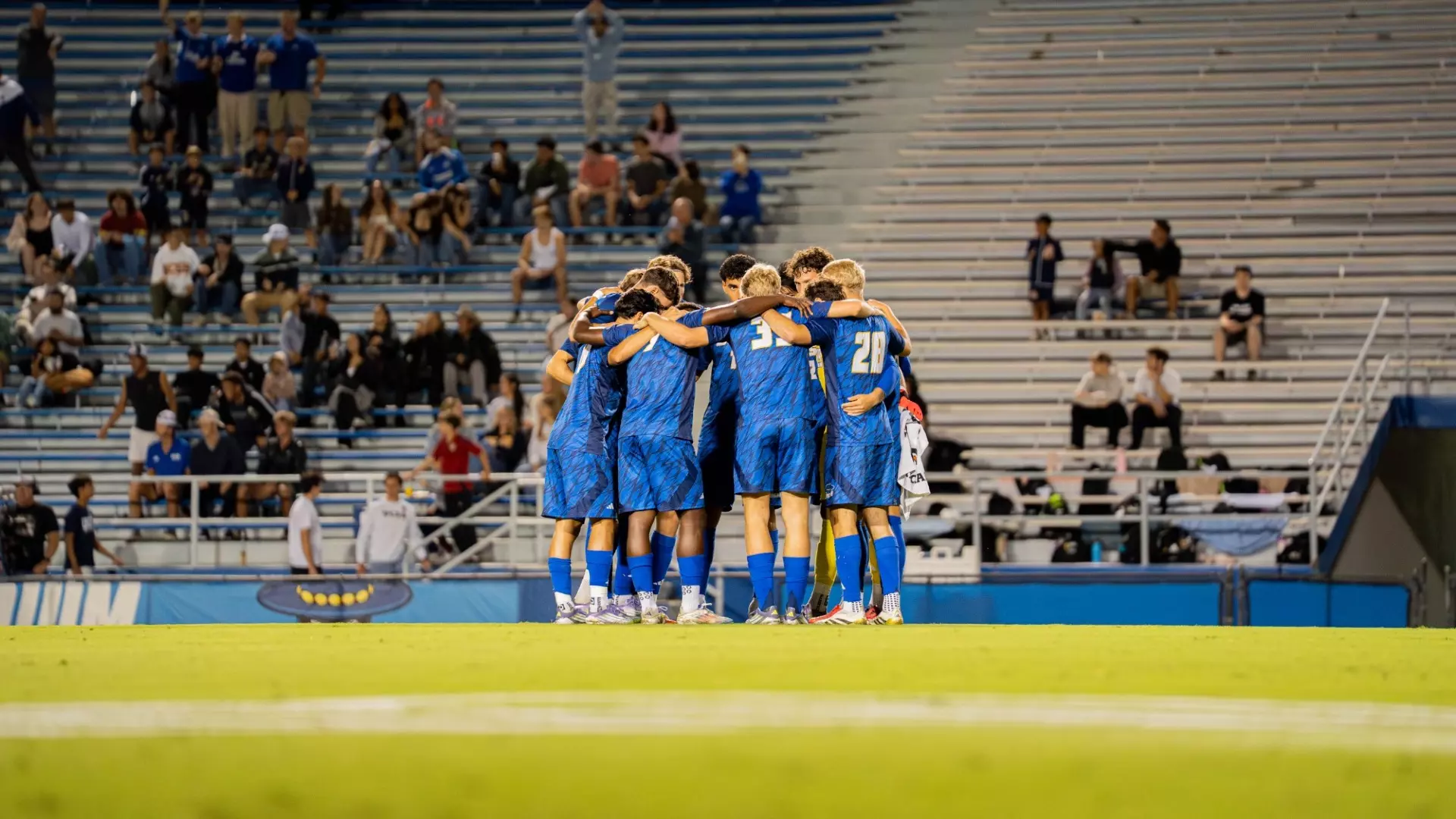 1920x1080 Gauchos Remain Unbeaten in Conference but Settle for Draw with Roadrunners of California, Santa Barbara