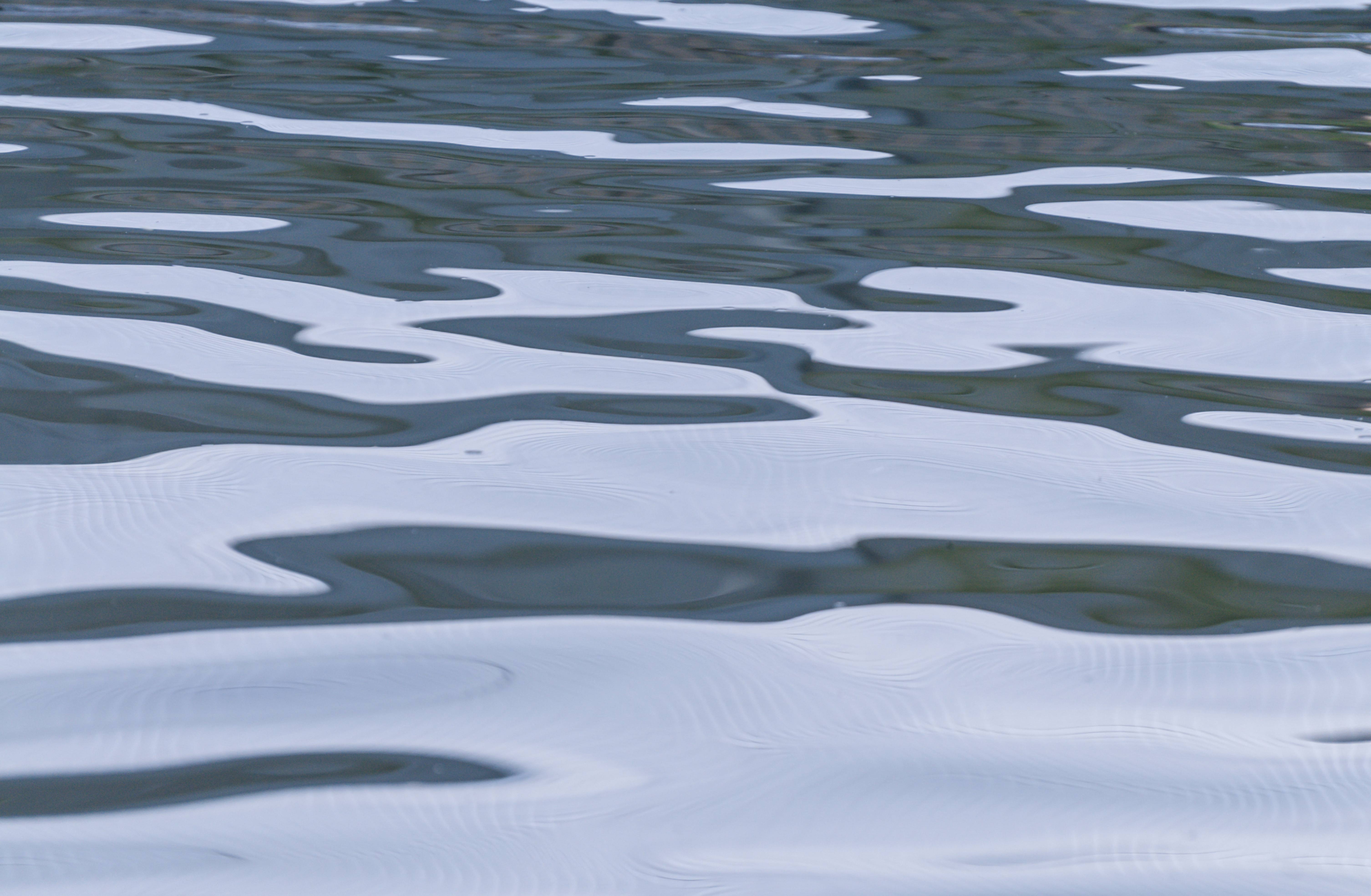 6024x3938 Subtle fluid water wallpaper