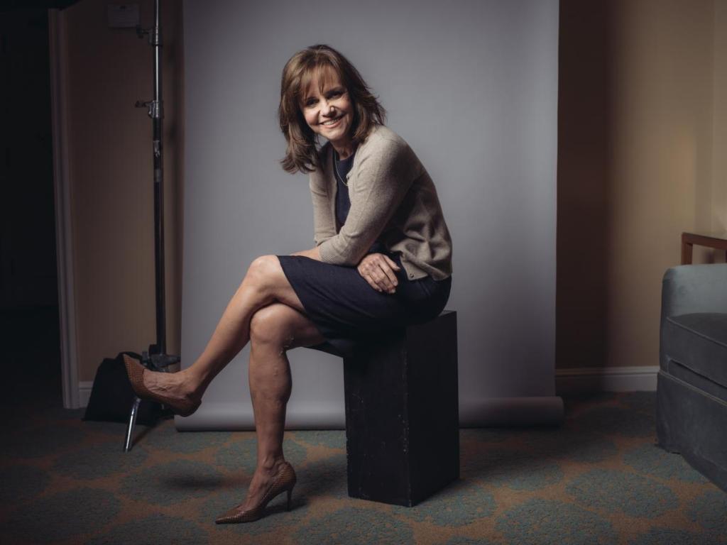 1024x768 Sally Field comes of age