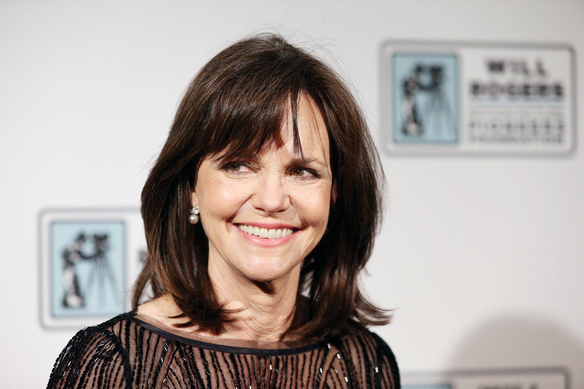 2048x1365 Sally Field Wallpaper