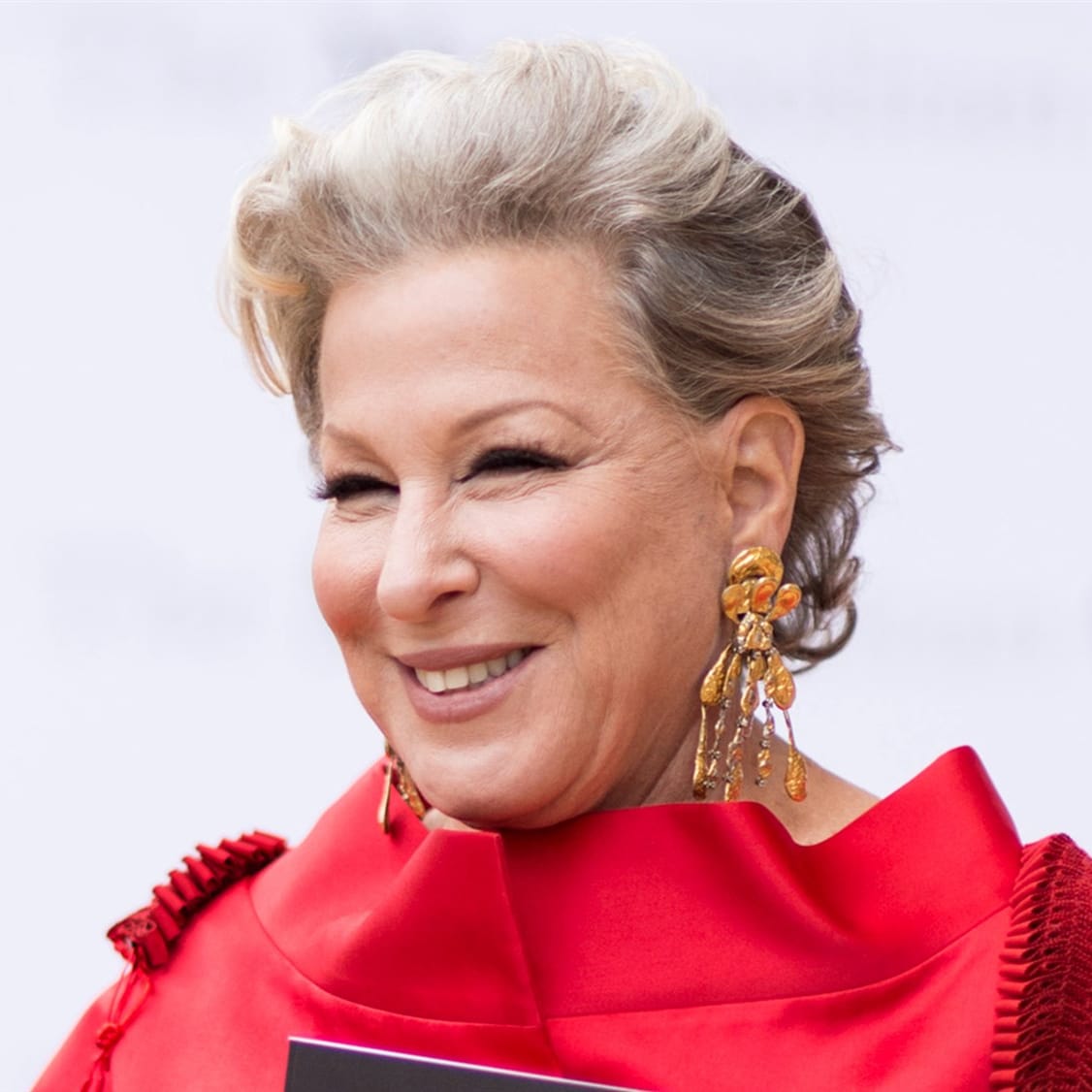 1126x1126 Bette Midler on never performing again and the songs she regrets
