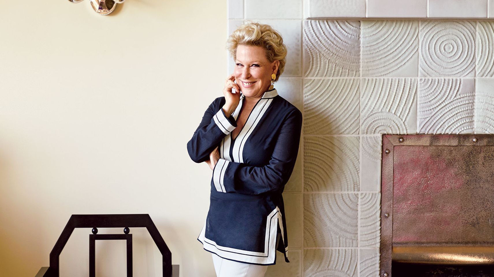 1711x962 Tour Bette Midler's Home and Garden in Manhattan