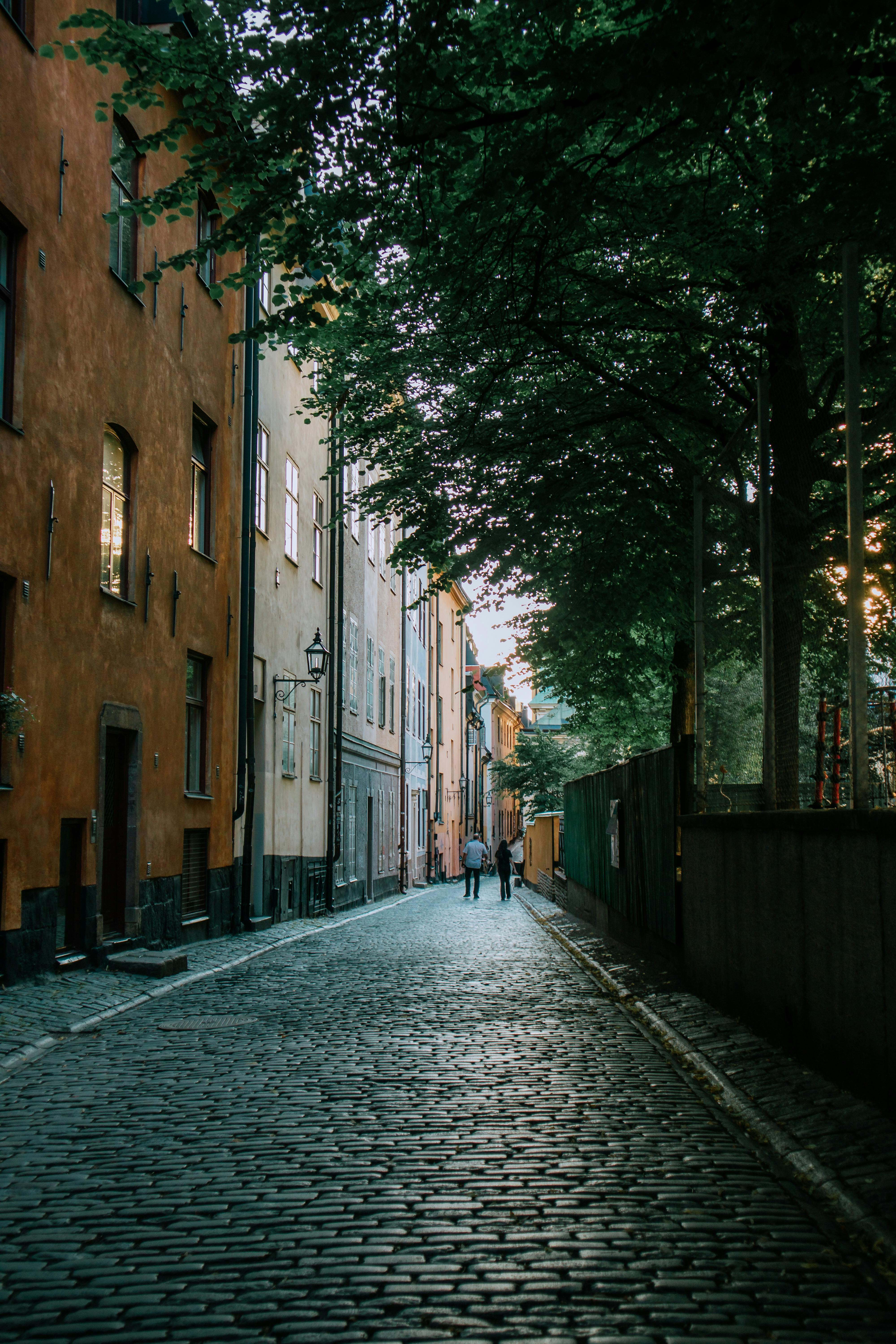 4000x6000 Quiet cobblestone street in Stockholm at sunset · Free
