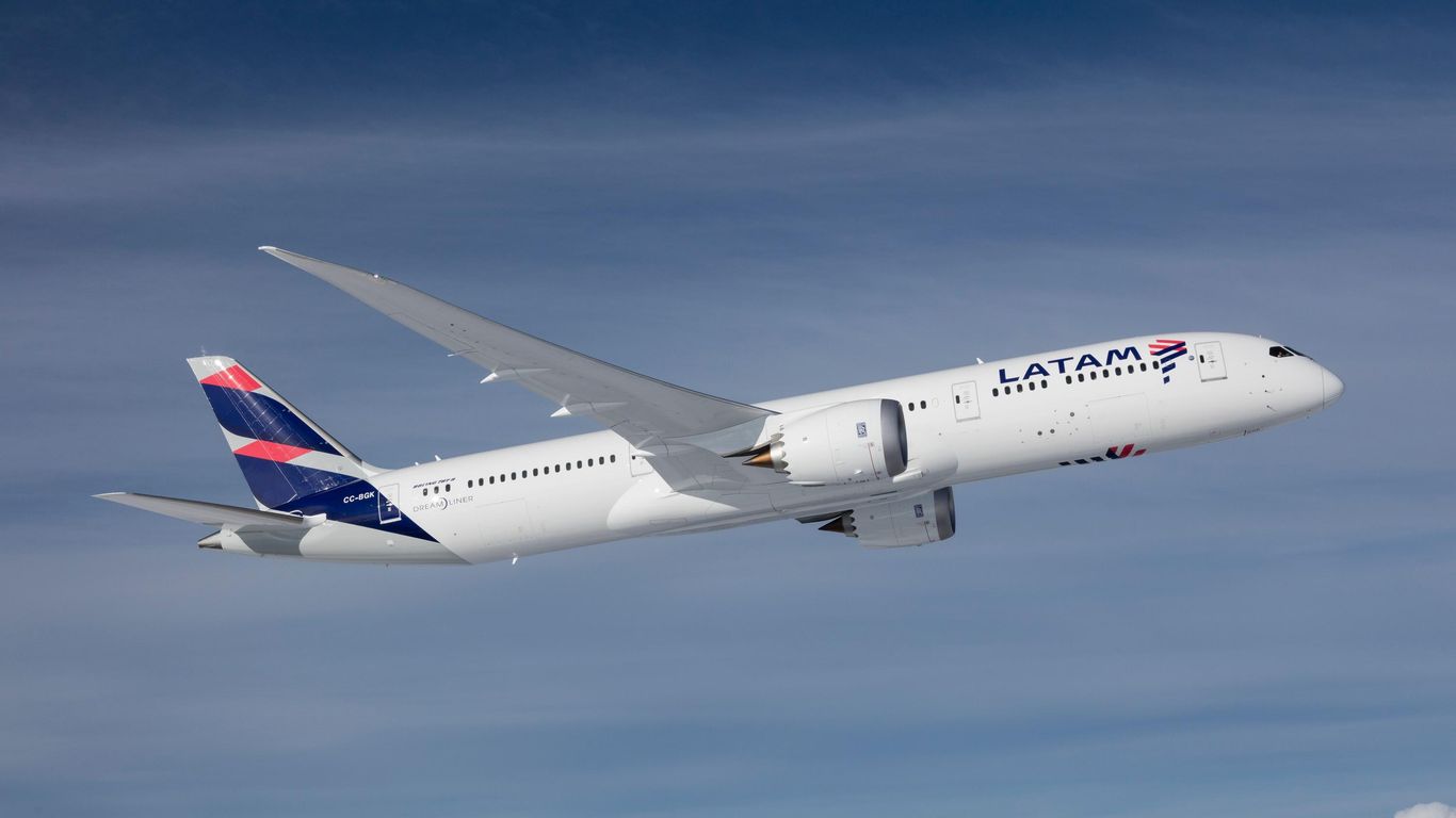 1366x768 LATAM Airlines (LU), Airline Tickets & Reviews