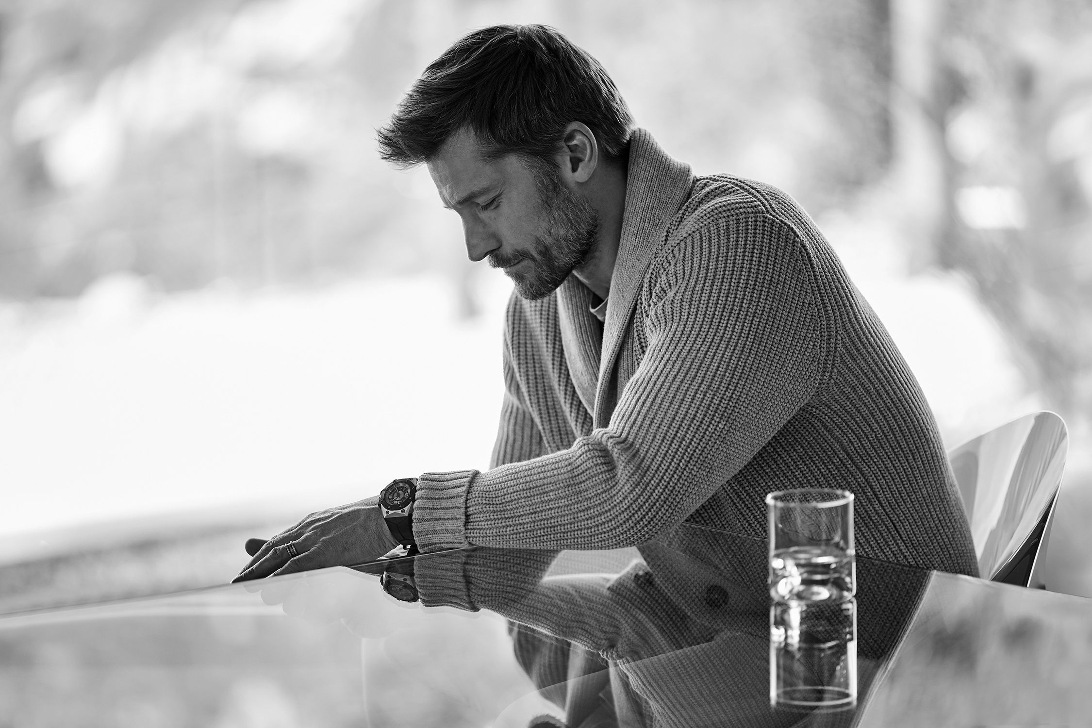 2250x1500 Wallpaper Actor, Black And White, Nikolaj Coster Waldau For Mobile And Desktop, Section мужчины, Resolution 2250x1500