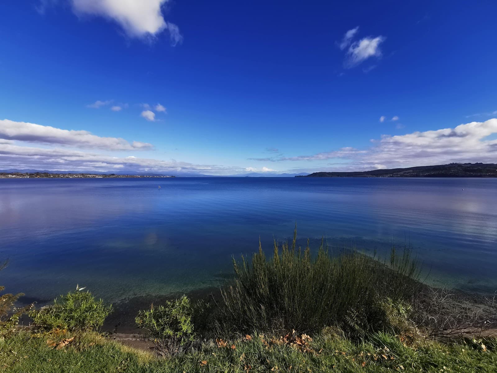 1600x1200 Lake Taupo Foreshore (2026)