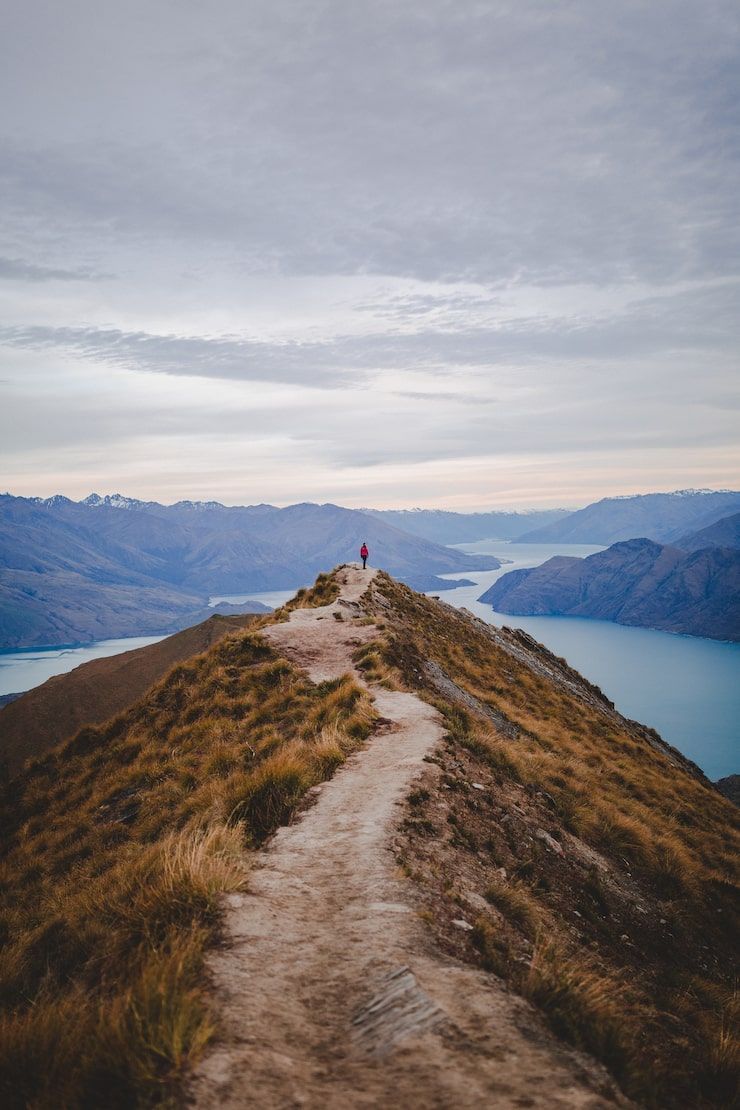 740x1110 Hiking trail Image