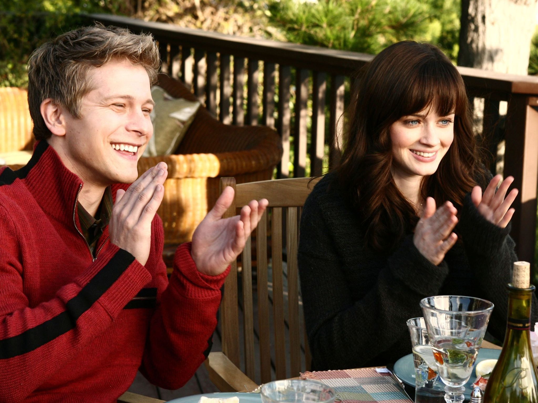 2048x1536 Logan Huntzberger In 'Gilmore Girls' Reboot Czuchry Closes Deal to Return to 'Gilmore Girls'