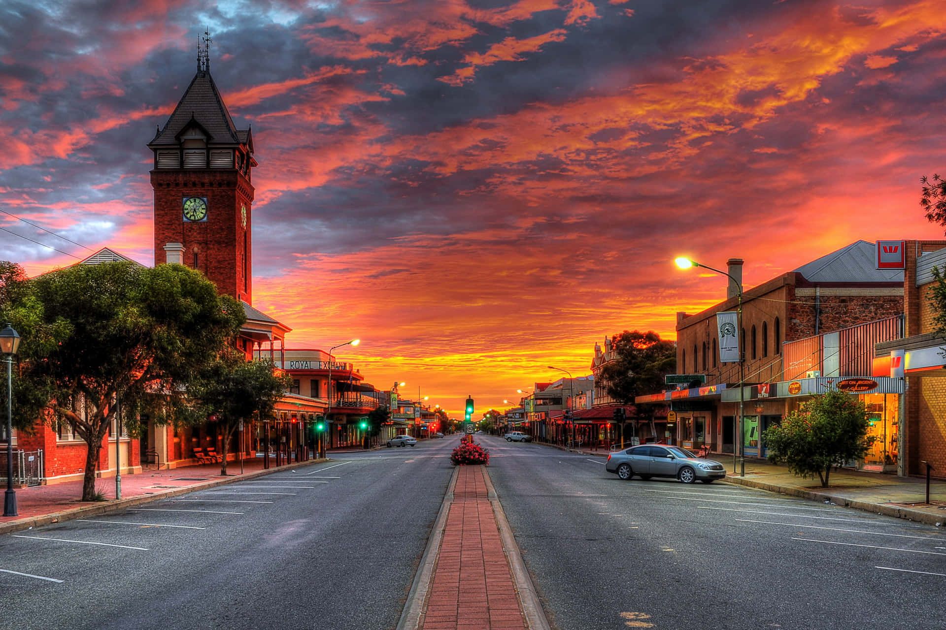 1920x1280 Fall Town Wallpaper