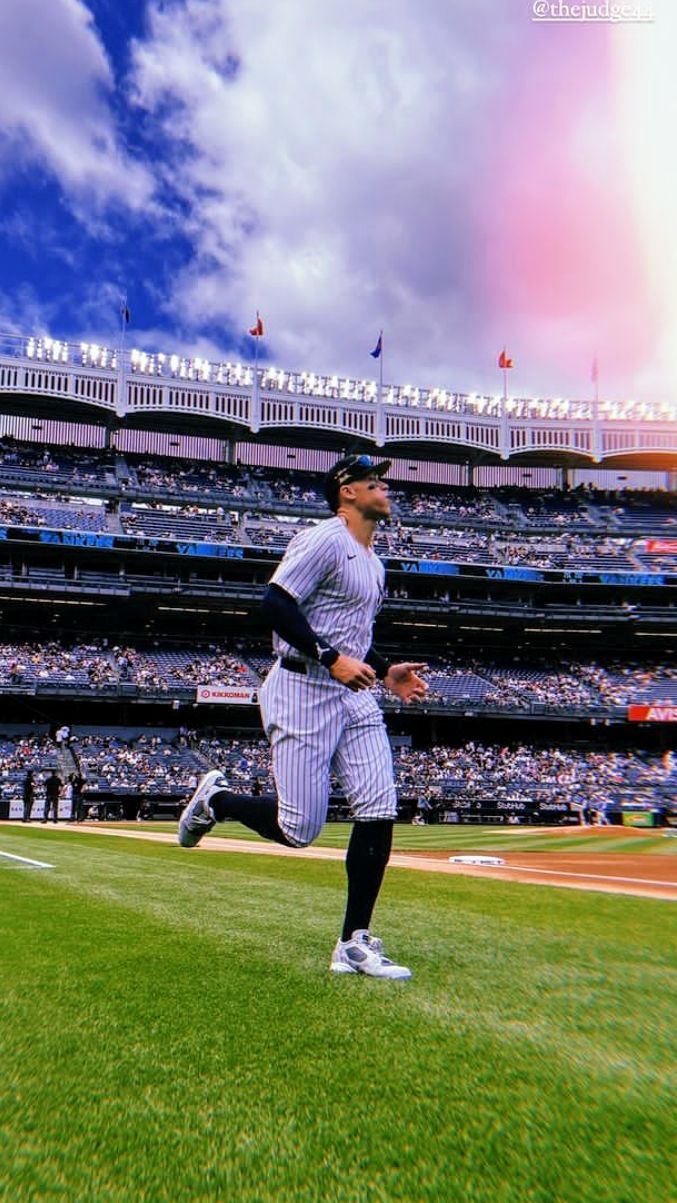 677x1203 Aaron Judge ⚾