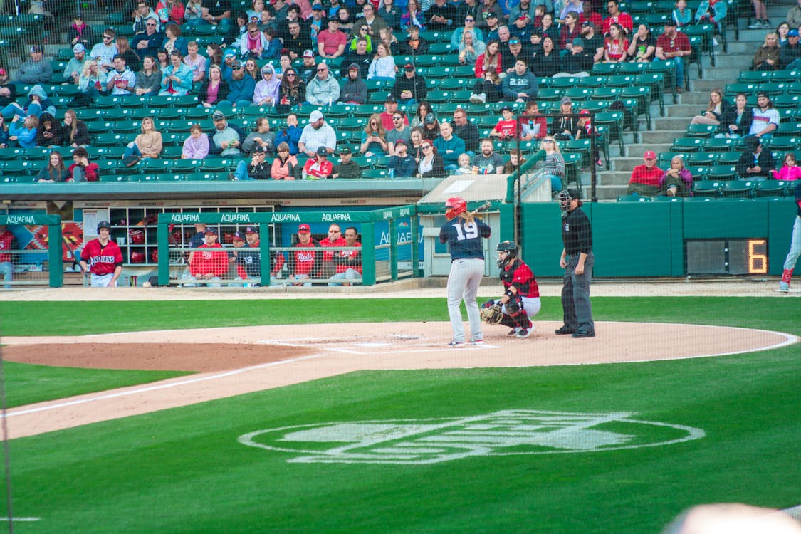 1125x750 Victory Field Crowd, Indianapolis Indians Baseball Sports Photography 4K Aesthetic Wallpaper Background · Free