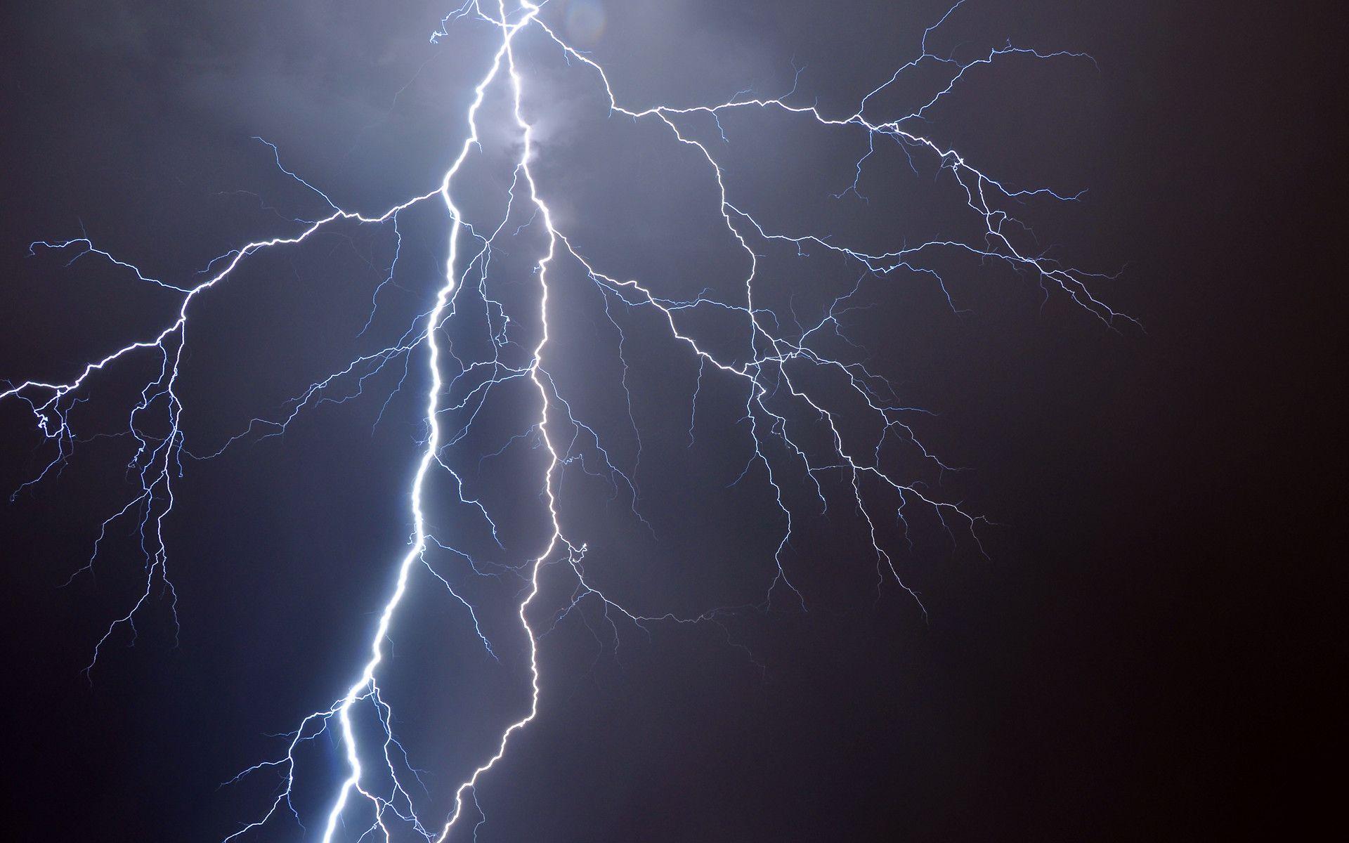 1920x1200 Lightning HD Wallpaper Background