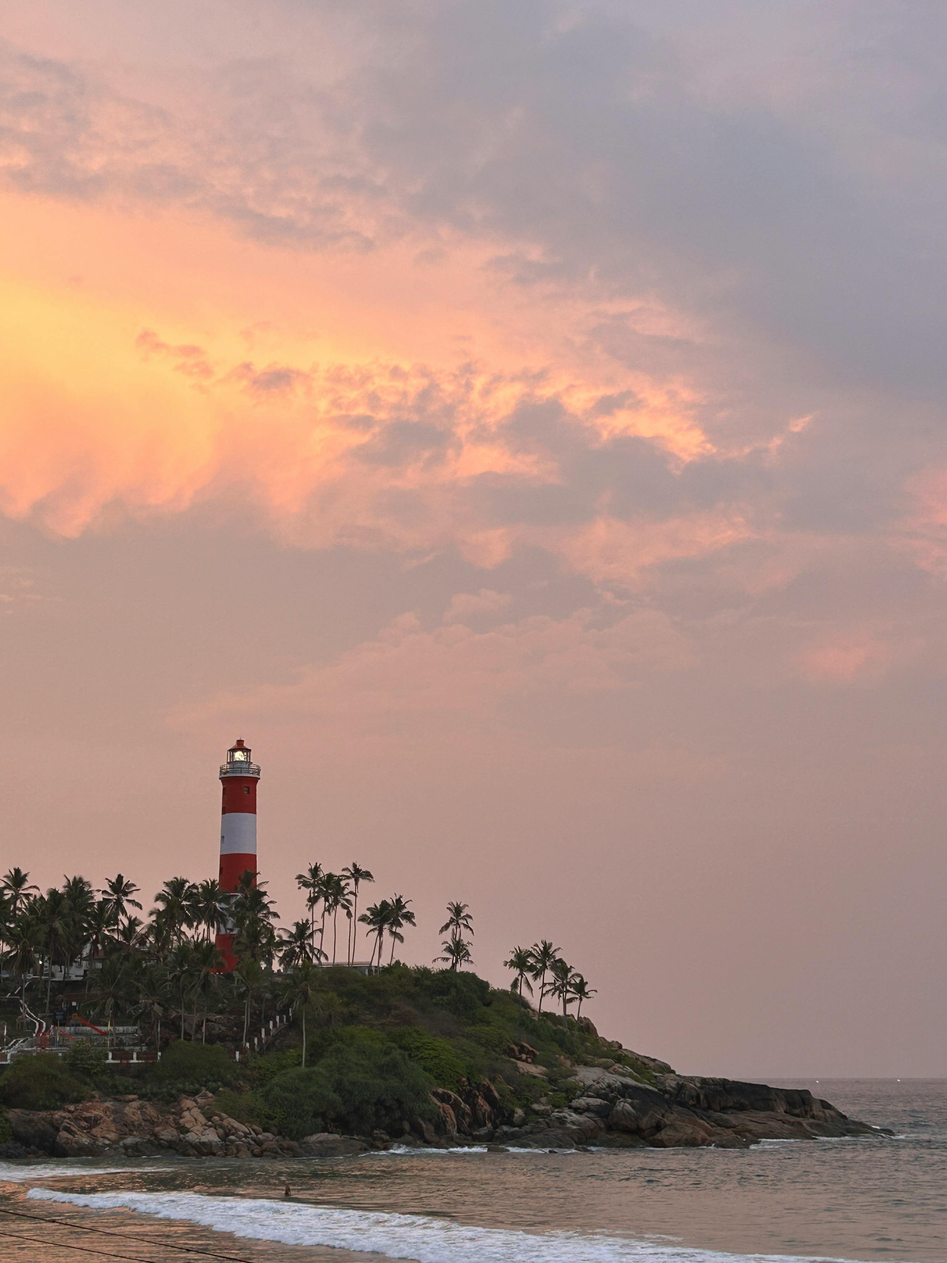 3024x4032 Kovalam Beach Lighthouse at Sunset · Free