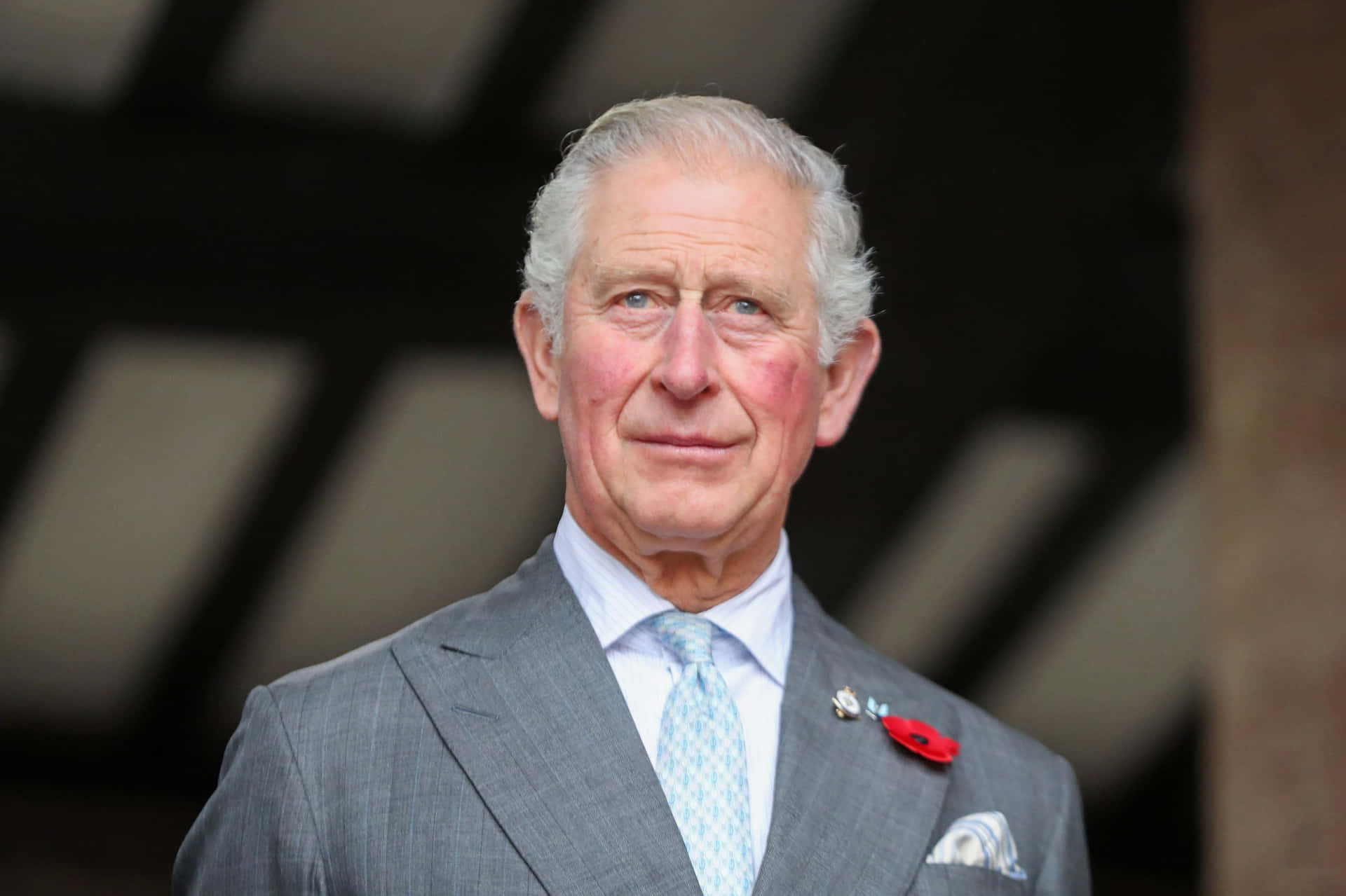 1920x1279 Download King Charles Iii In Gray Suit Wallpaper