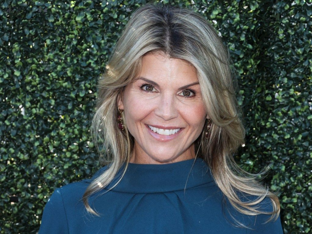 1024x768 Lori Loughlin's Major Acting Comeback Begins in 2023 at New Network