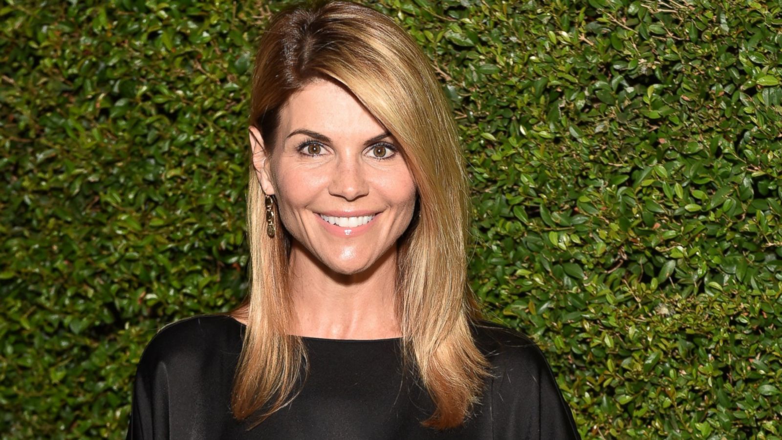 1600x900 Why Lori Loughlin Isn't Completely Sold on a 'Full House' Reunion