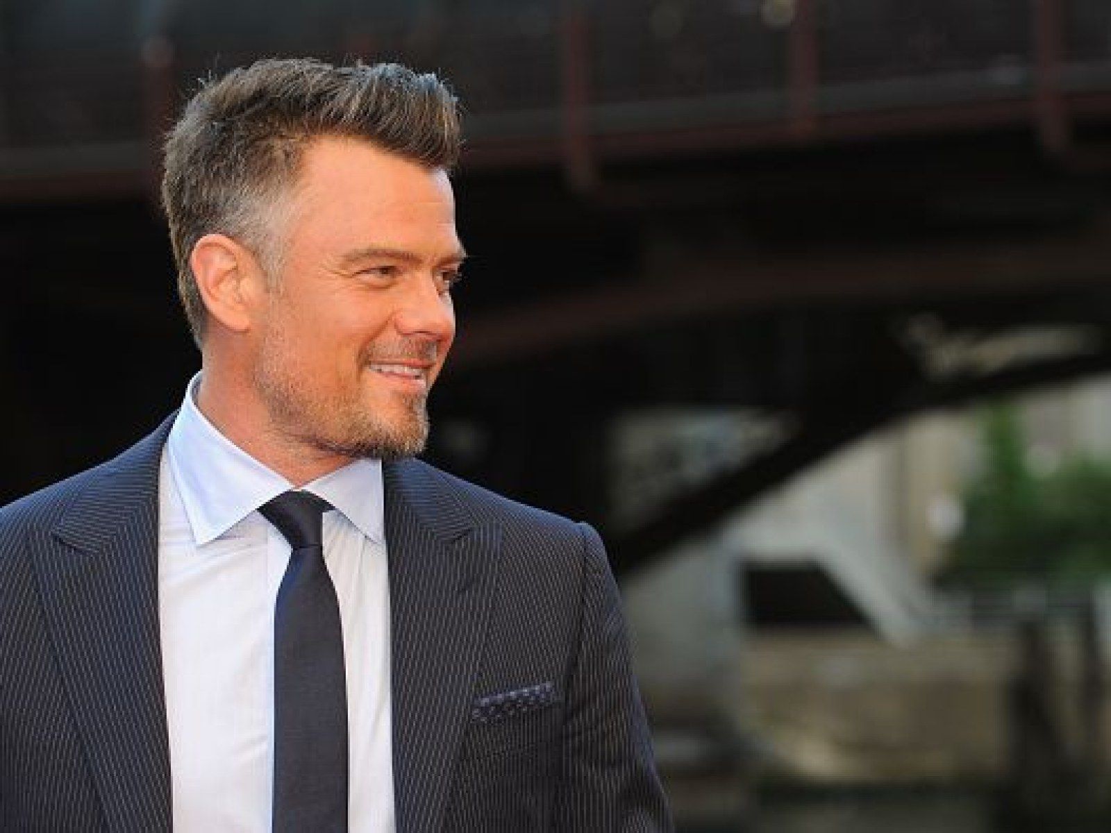 1600x1200 Josh Duhamel Opens Up About Being A 'Bachelor' Months After Fergie Divorce