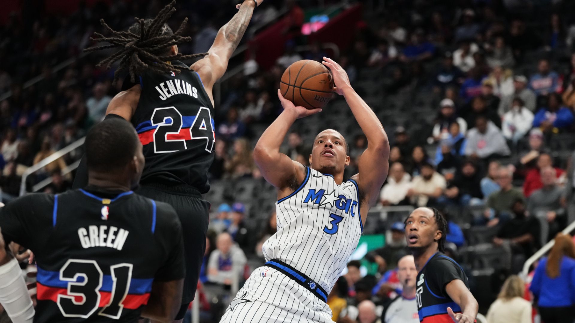 1920x1080 Desmond Bane's 37 points and key rebounds help Magic beat Pistons to win NBA Cup group