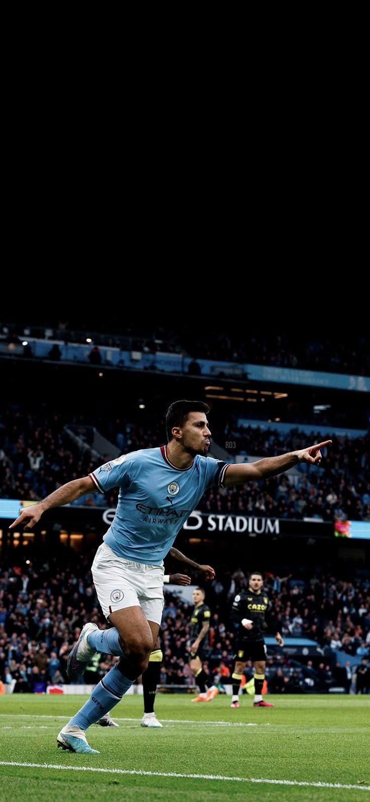 736x1595 Rodri