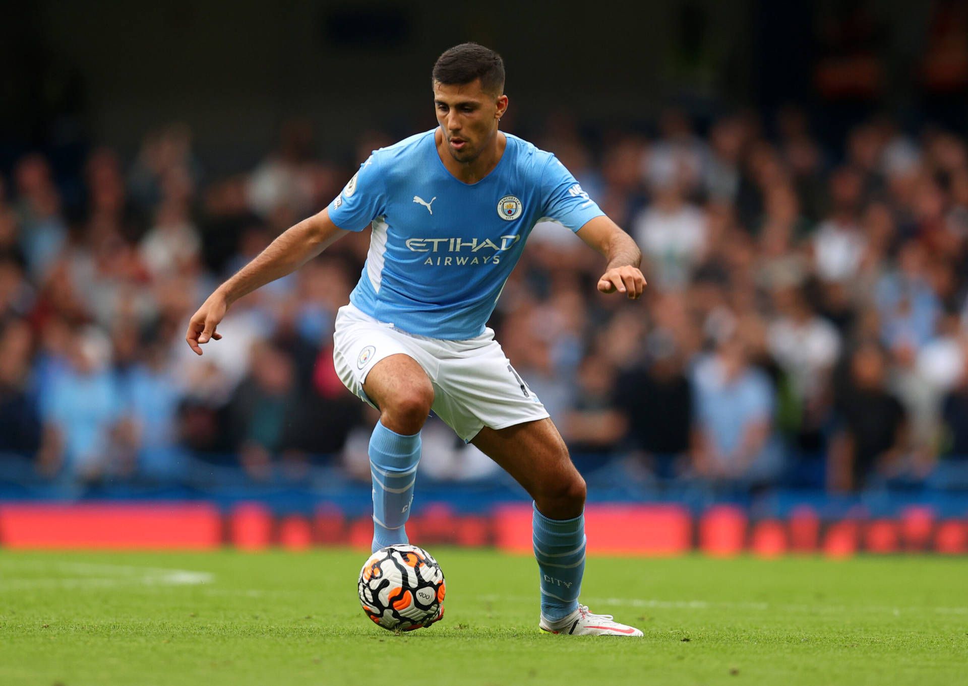 1920x1362 Download Rodri With Ball Focus Shot Wallpaper
