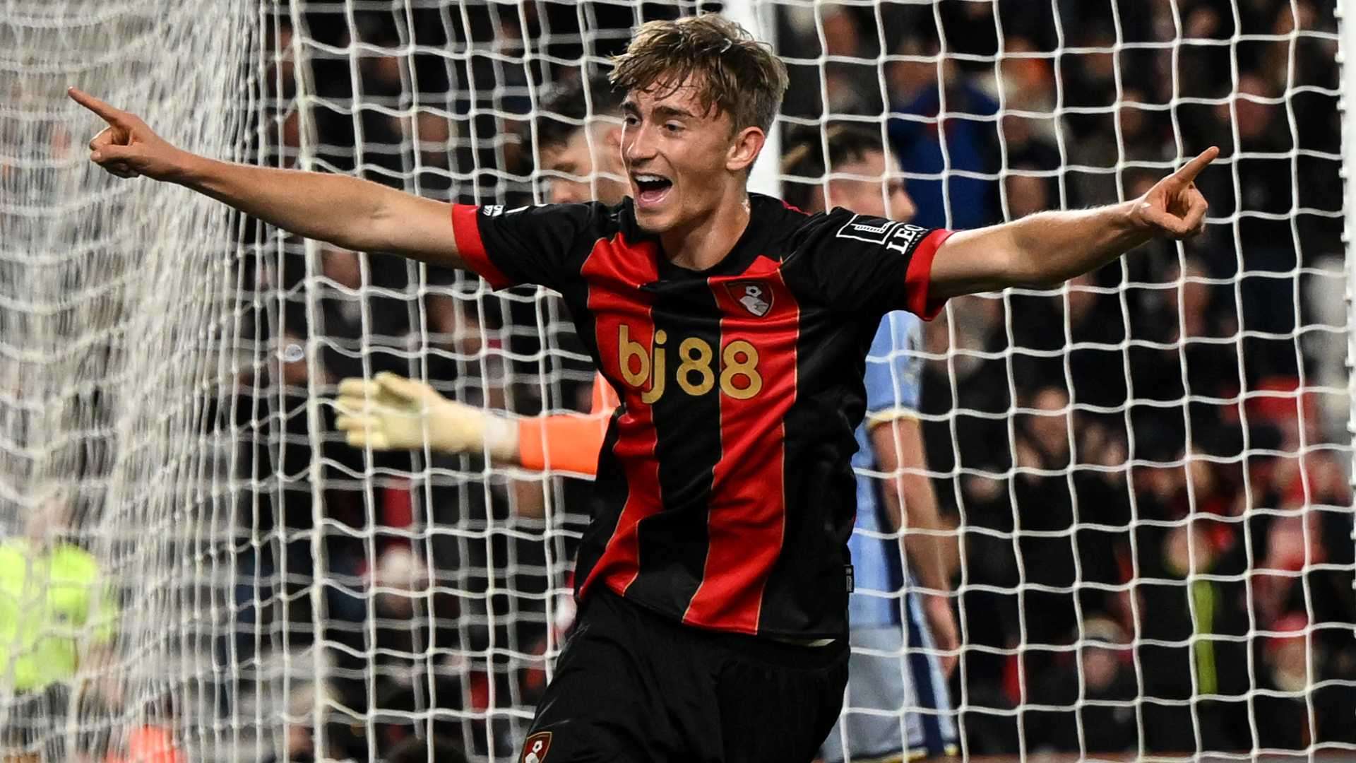 1920x1080 Dean Huijsen warned off making blockbuster move to Real Madrid as former coach hands Bournemouth star brutal reality check. Goal.com US