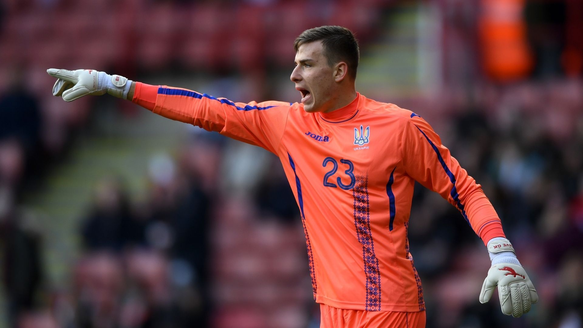 1920x1080 Real Madrid transfer news: Meet Andriy Lunin Ukrainian goalkeeping sensation close to a Santiago Bernabeu move. Goal.com US