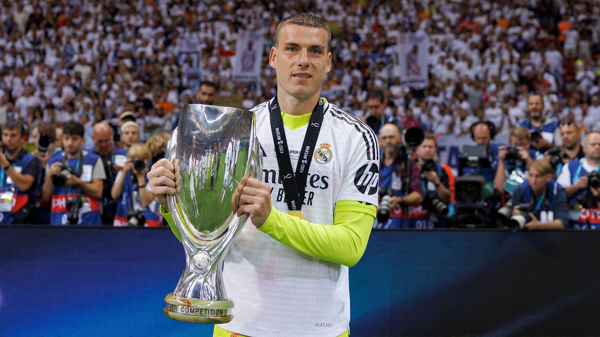 1920x1080 Lunin turns 26