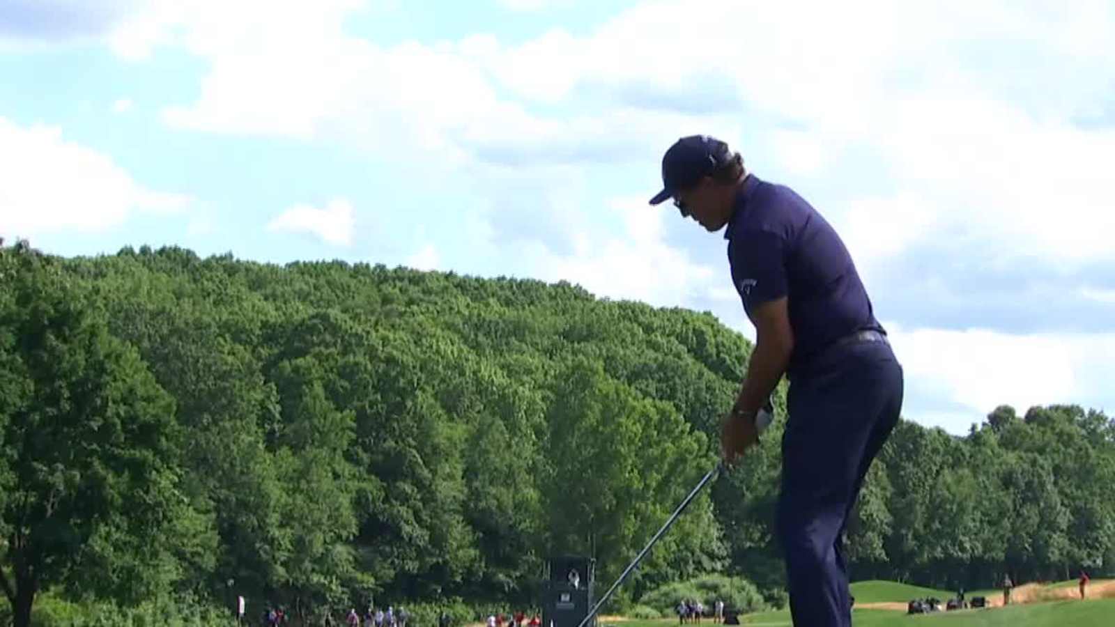 1600x900 Phil Mickelson makes birdie on No. 13 in Round 2