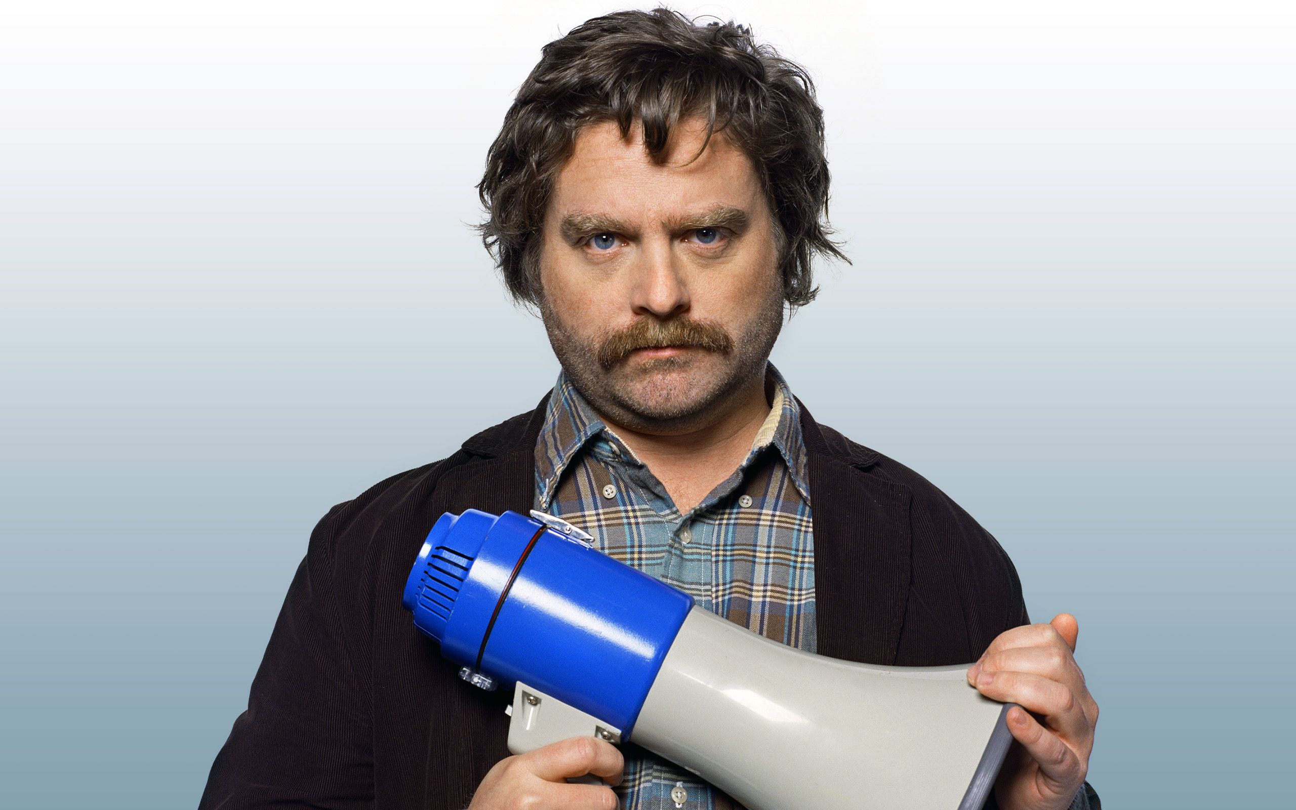 2560x1600 Zach Galifianakis with Megaphone HD Wallpaper