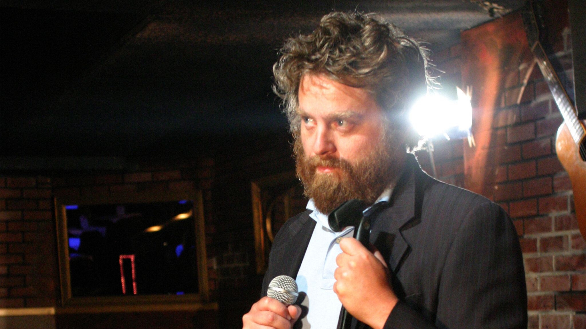 2048x1152 Watch Zach Galifianakis: Live at the Purple Onion