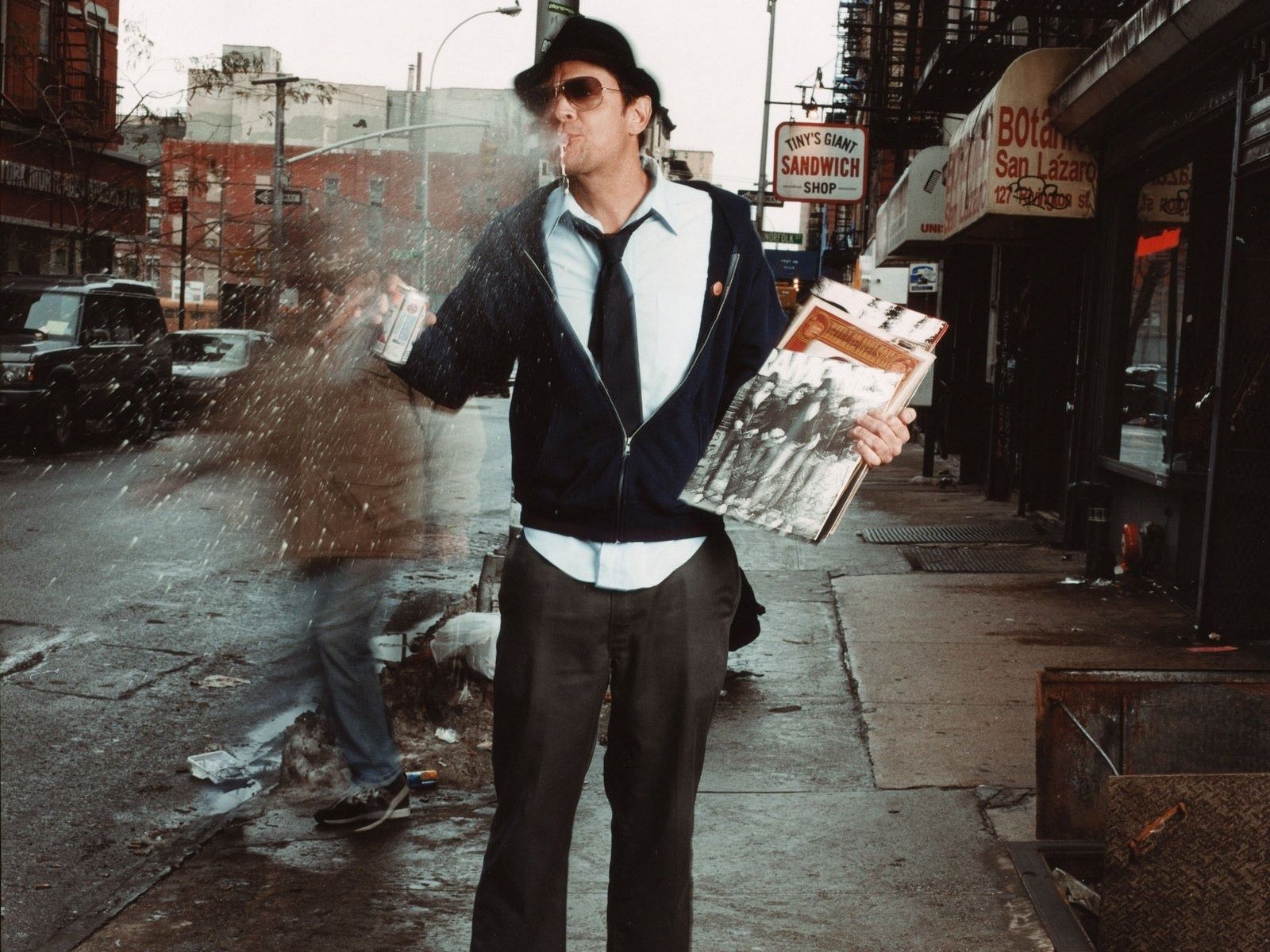 1600x1200 Johnny Knoxville Phone Wallpaper: Free 4K & HD Downloads