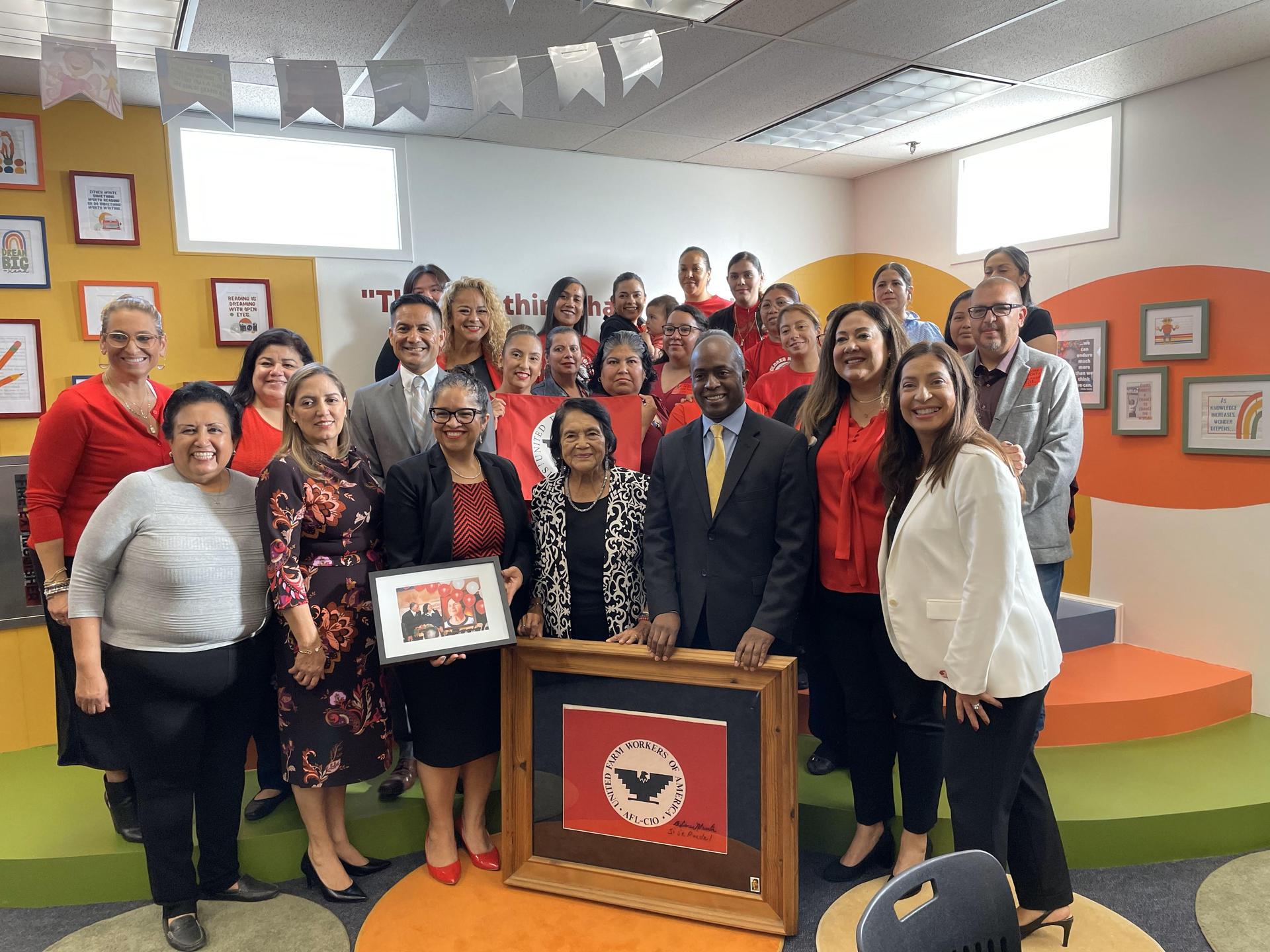 1920x1440 Dolores Huerta Visits Lennox