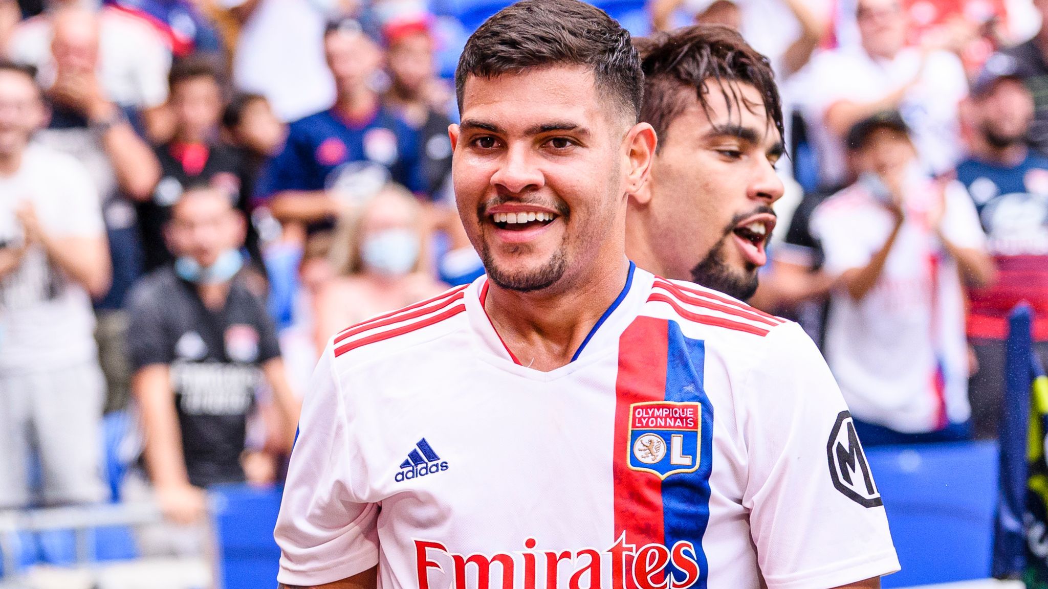 2048x1152 Bruno Guimaraes set to undergo medical with Newcastle on Friday ahead of £40m transfer from Lyon