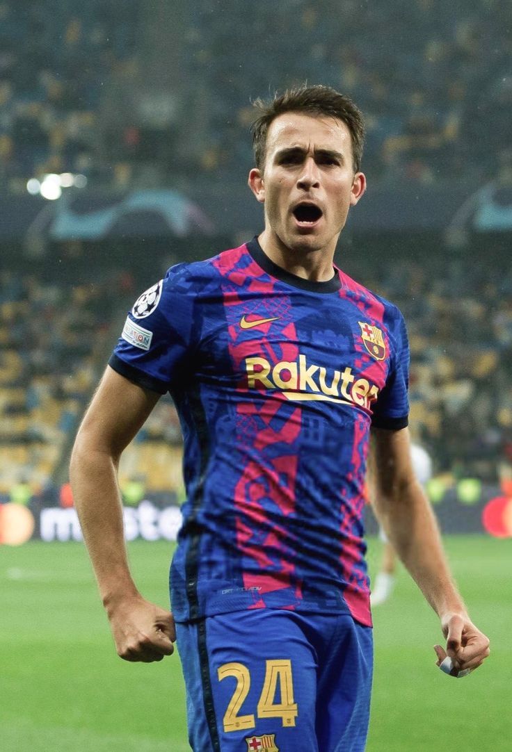 736x1082 Eric Garcia 24